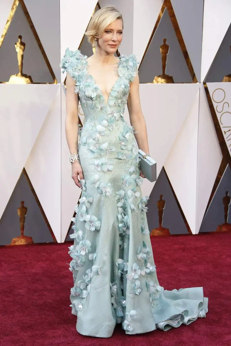 oscars-red-carpet-2044-cate-blanchett-superJumbo-v2