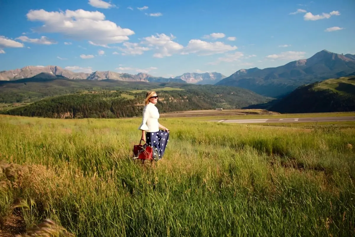 Polka Dots, midi skirt, full skirt, mountains, satchel, red handbag