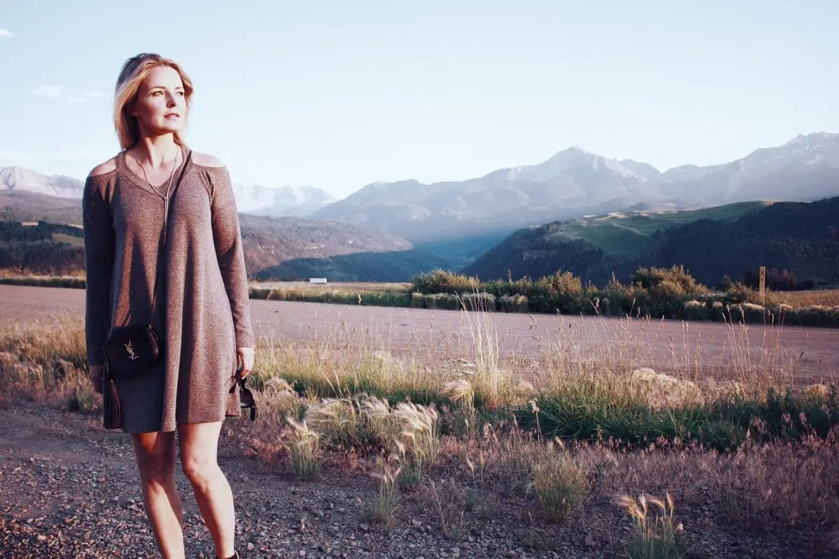 Essential Shopping Guide, nordstrom sale, anniversary sale, cold shoulder, trapeze dress