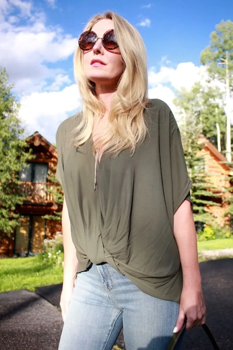 Green Handbag, dark green, army green, uptown satchel, top handle bag, flared jeans, v-neck blouse, green top, round sunglasses