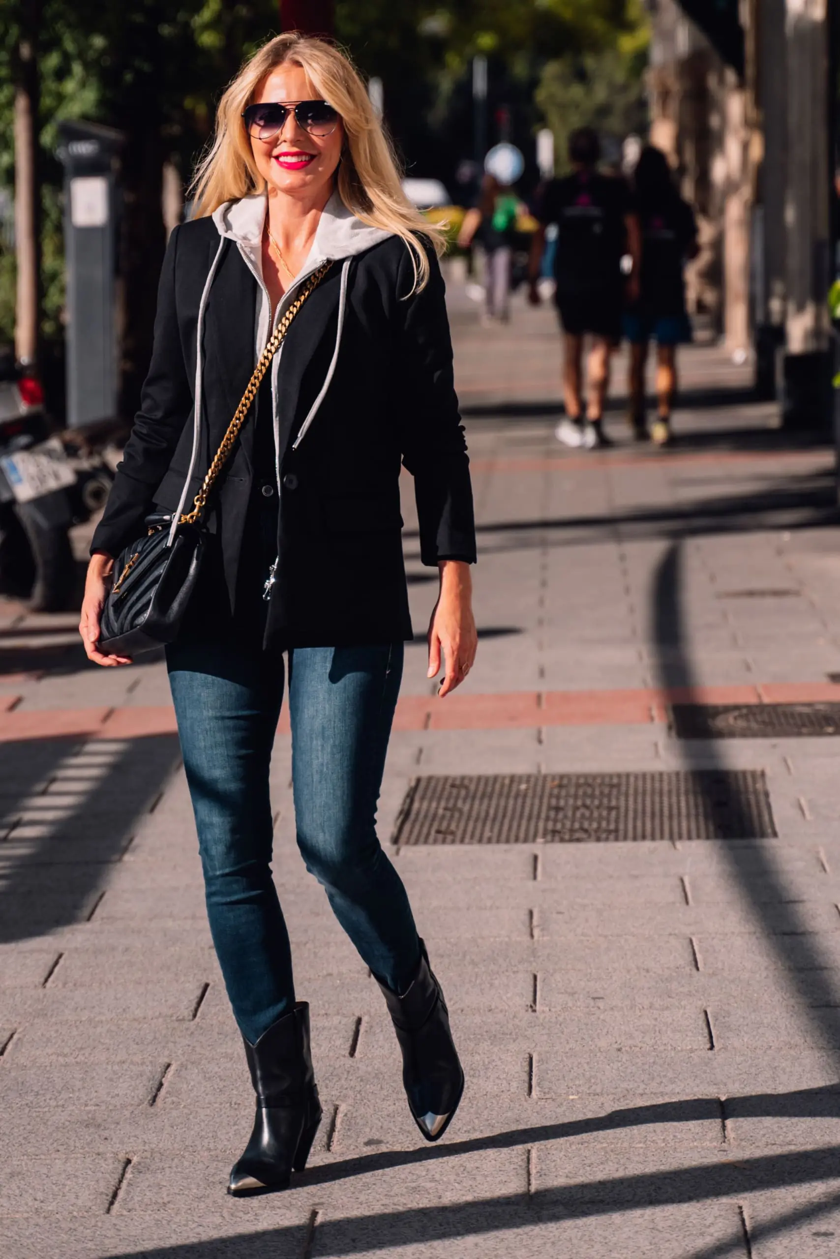 hooded blazer, skinny jeans. Isabel Marant boots. thanksgiving outfit ideas, european style