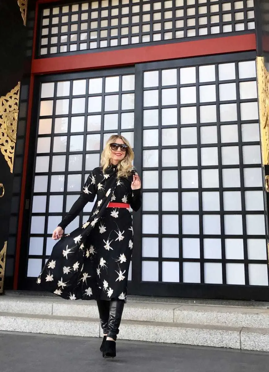 erin busbee at senso ji temple in tokyo japan wearing topshop floral print dress over citizens of humanity coated rocket skinny jeans with marc fisher mules and a halogen black turtleneck from nordstrom