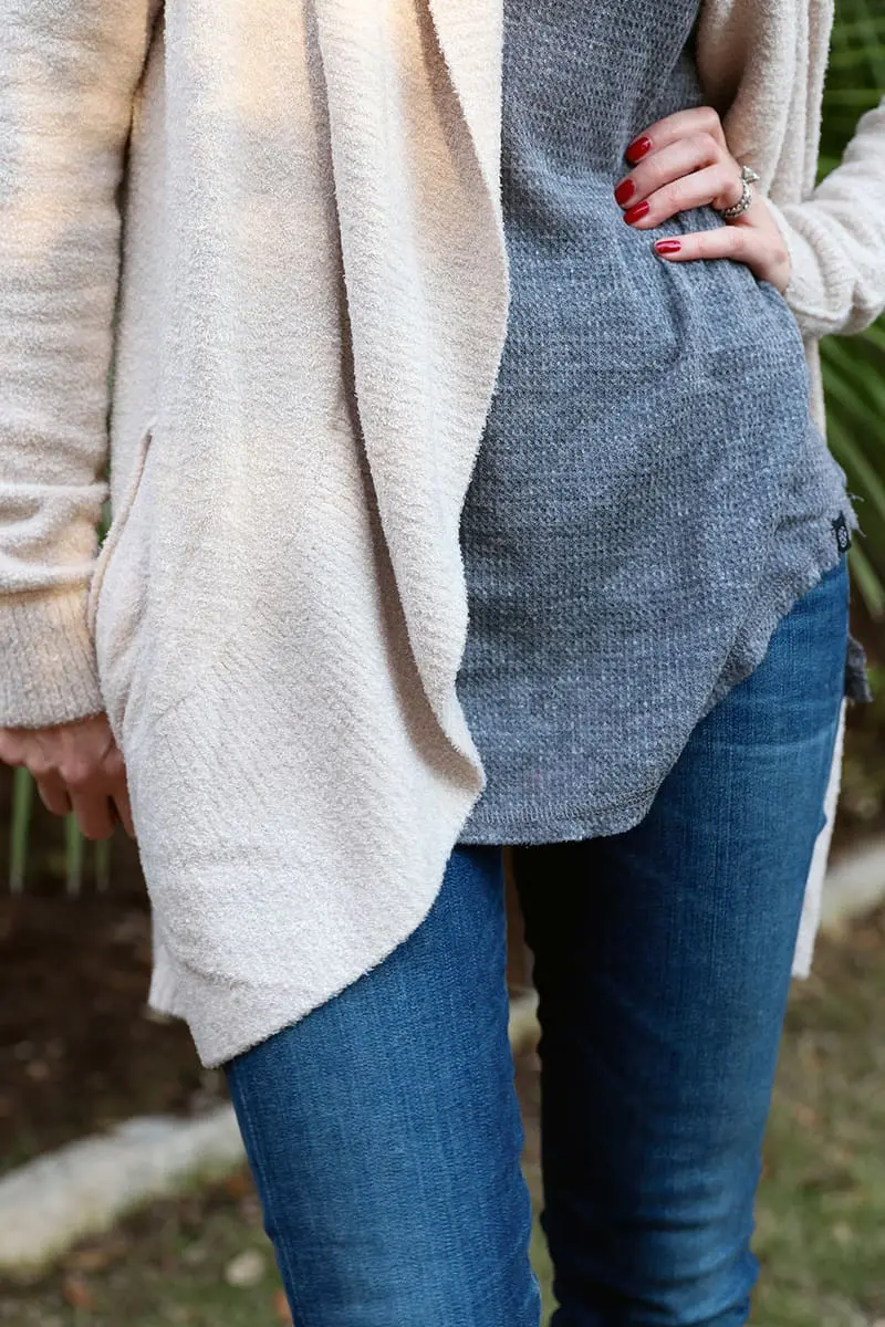 This cardigan sweater by barefoot dreams is SO comfortable and cozy