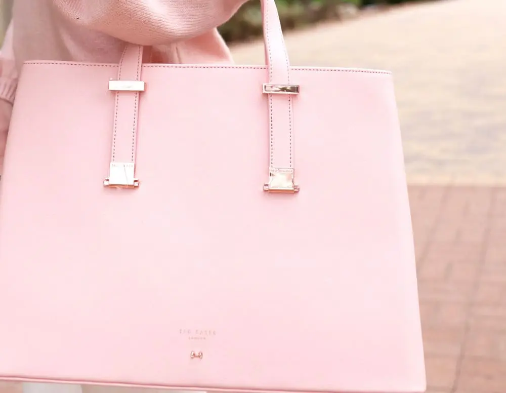 This large handbag by ted baker in pink is stunning and will look wonderful at the office. A great alternative to black in the winter
