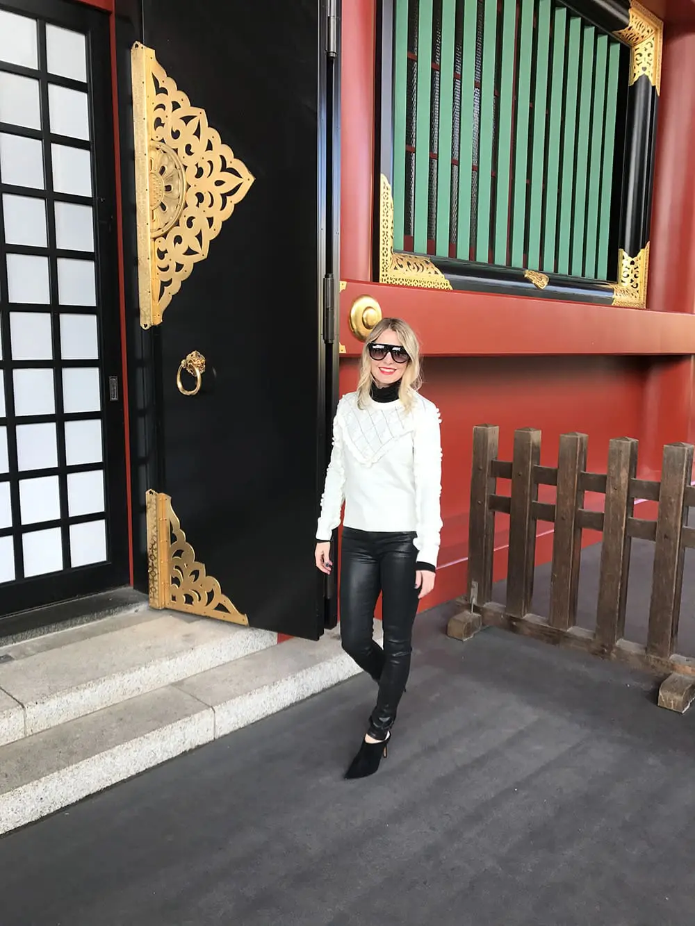 Givenchy look-a-like sunglasses with flat top from Amazon fashion for only $10 and a beautiful pom pom sweater by Topshop in off-white or ivory, with a bright red Milani "empress" lip