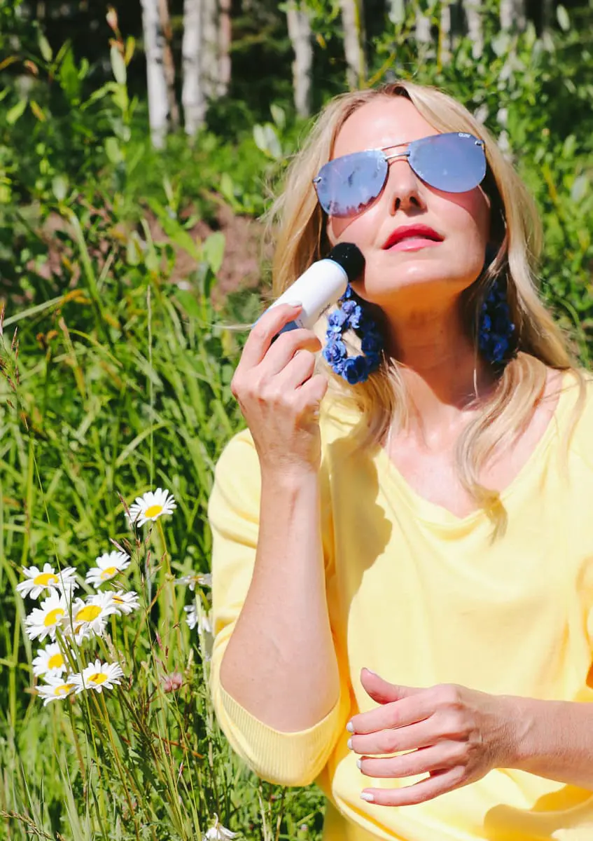 supergoop anti-aging, sunscreen powder that you can apply over your makeup