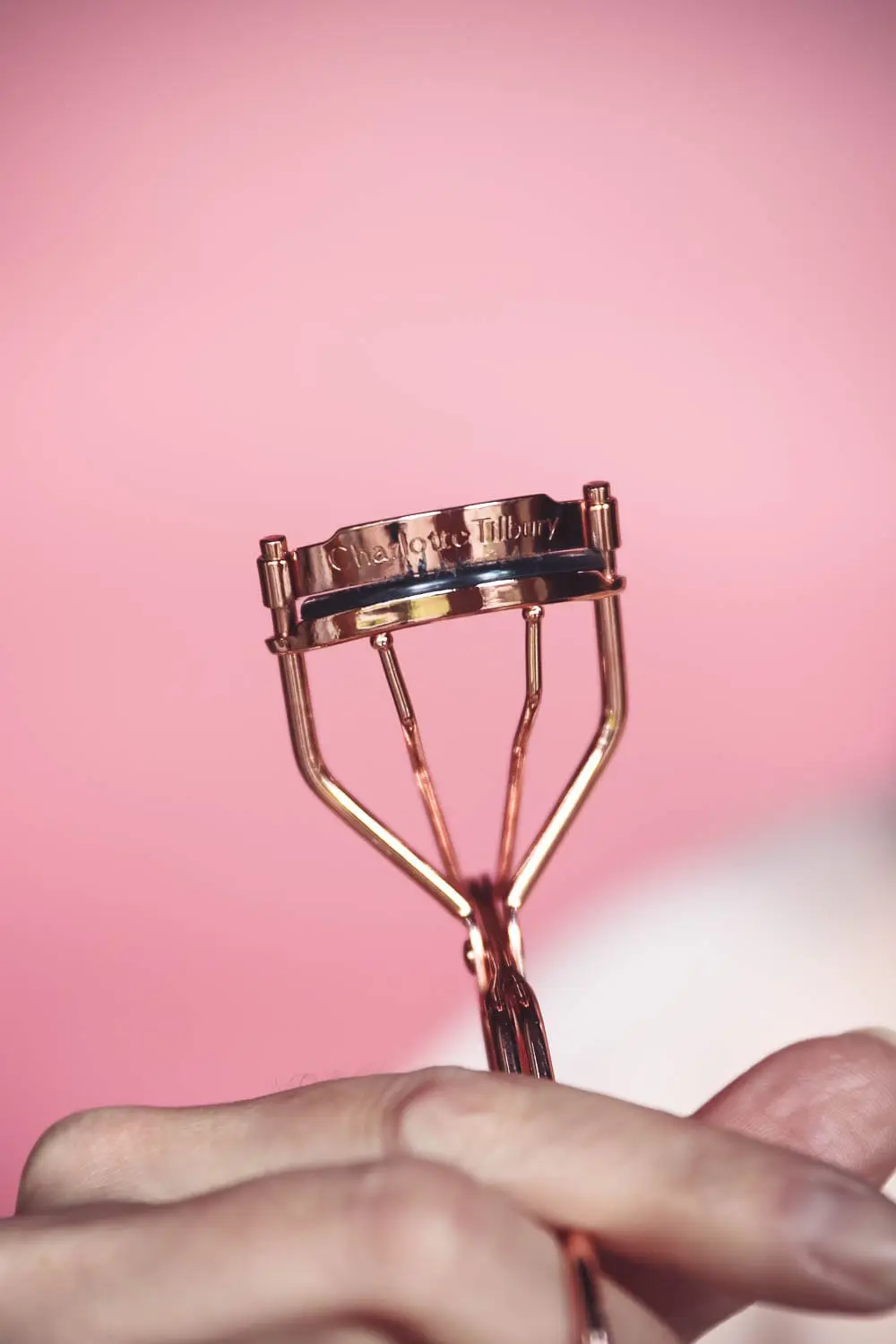 5-Minute makeup routine featuring charlotte tilbury eyelash curler gold