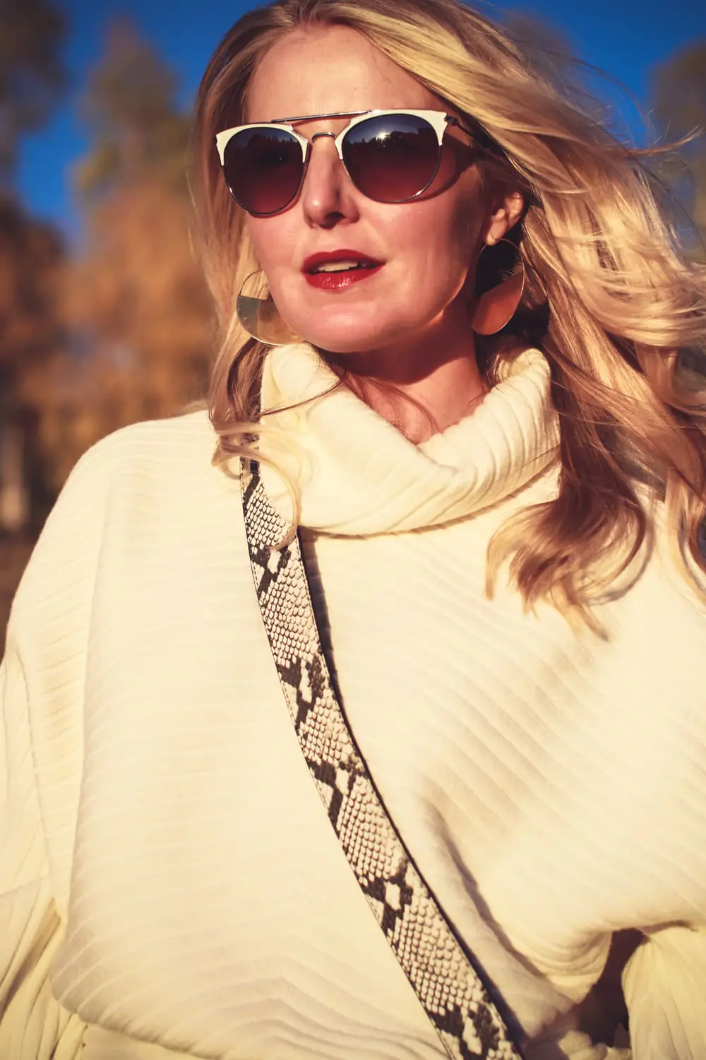 White Shoes, white mules, fashion blogger, Erin Busbee of Busbee Style wearing Who What Wear for Target white mules with Anthropologie sweater and Good American cropped skinny jeans