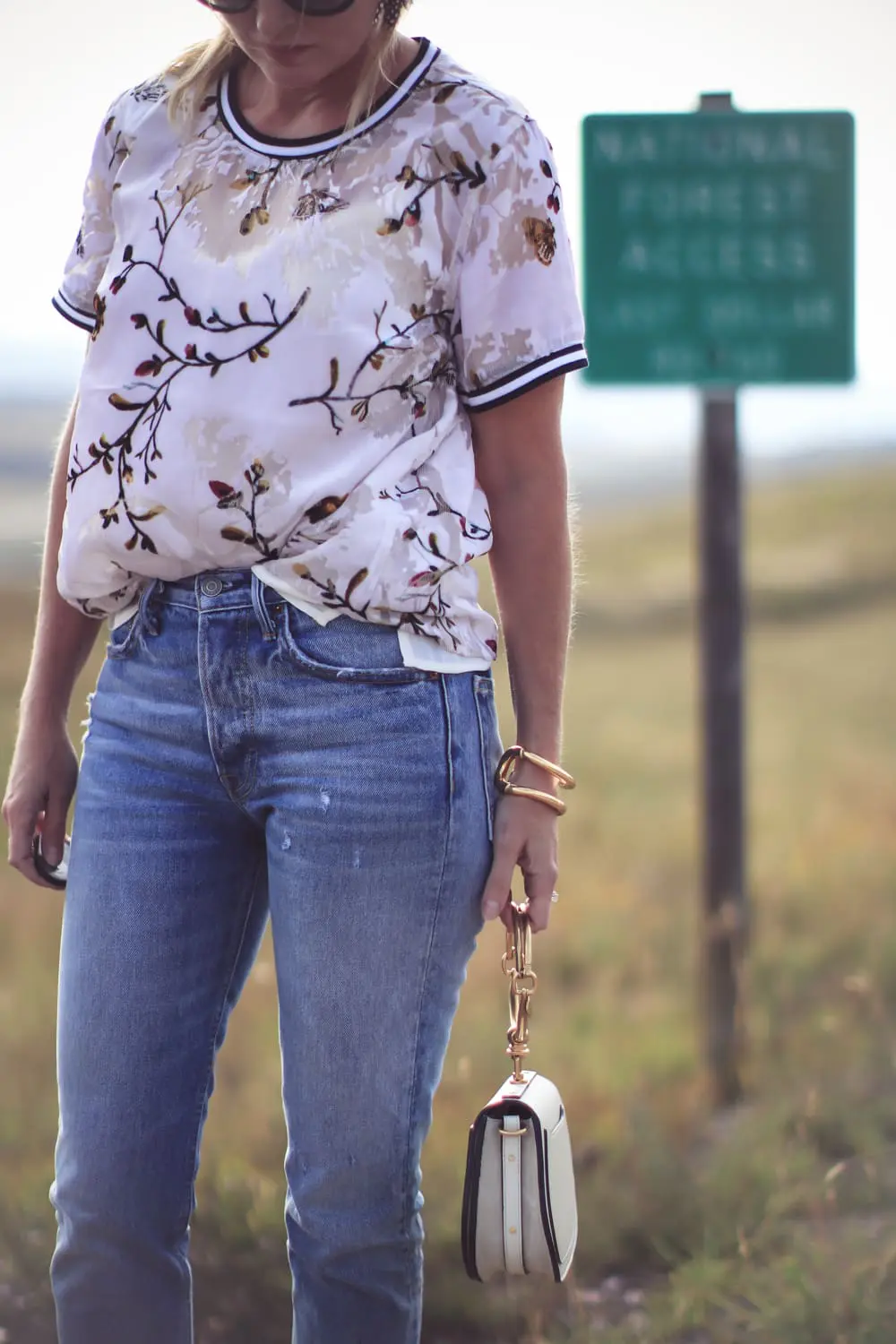 Target Try On video, come into the dressing room with me while I try on pieces from the new Target line, A New Day, including this gorgeous velvet burnout floral print top that I paired with Grlfriend jeans, and white boots, on fashion blogger erin busbee of busbee style from colorado