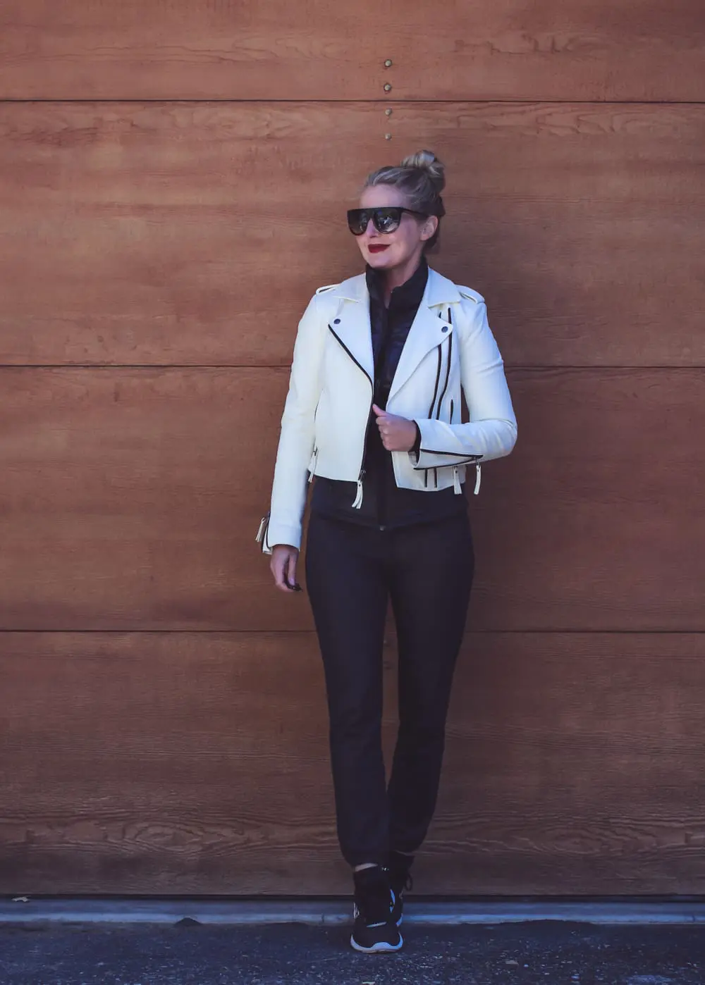 Casual outfit ideas, fall lookbook, with fashion blogger, Erin Busbee featuring joie white leather jacket, monrow sweats and zella vest