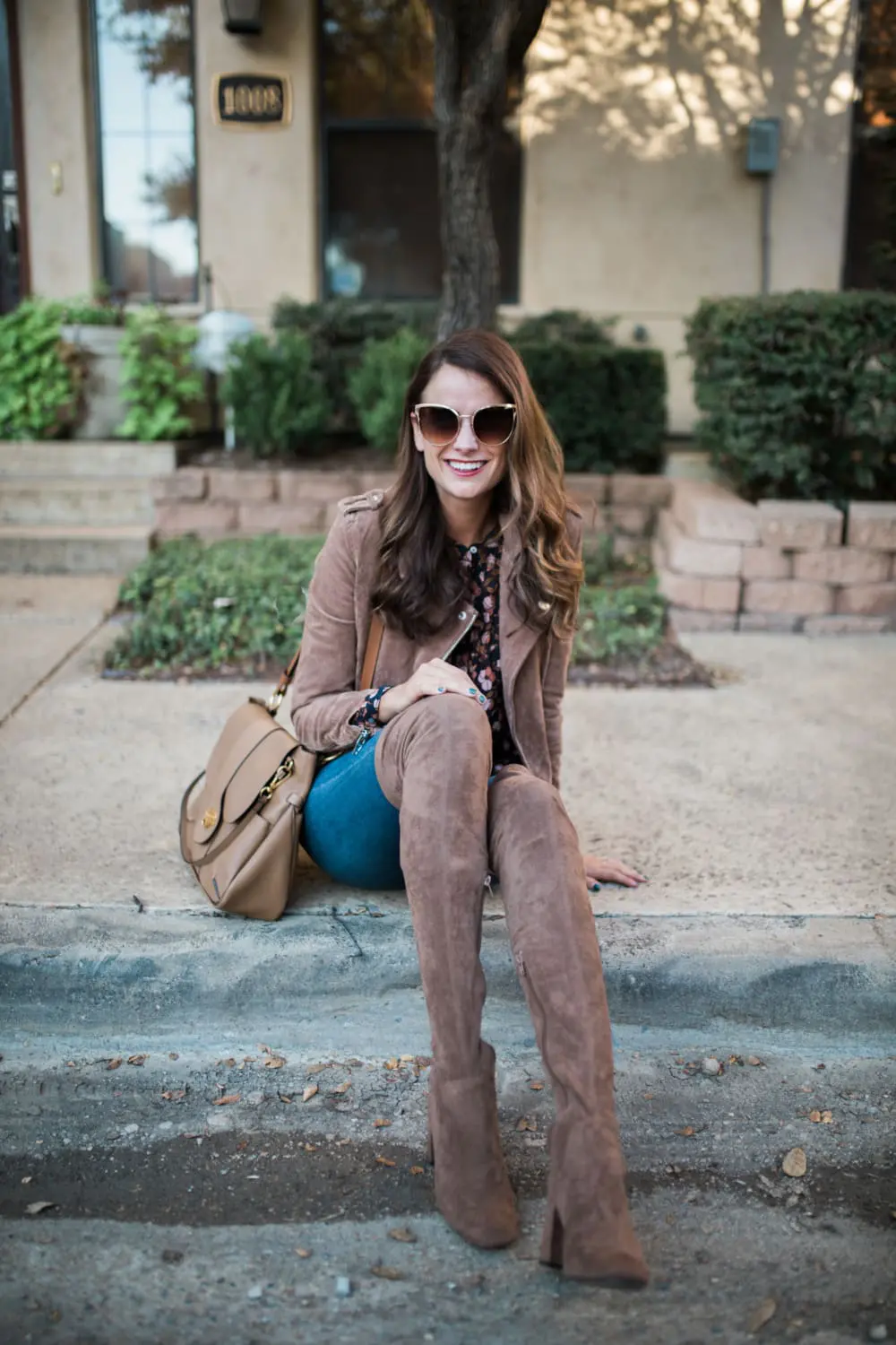 How to wear over the knee or tall boots if you are petite and if you are tall, featuring fashion bloggers Erin Busbee of Busbee Style and Amanda Miller of The Miller Affect