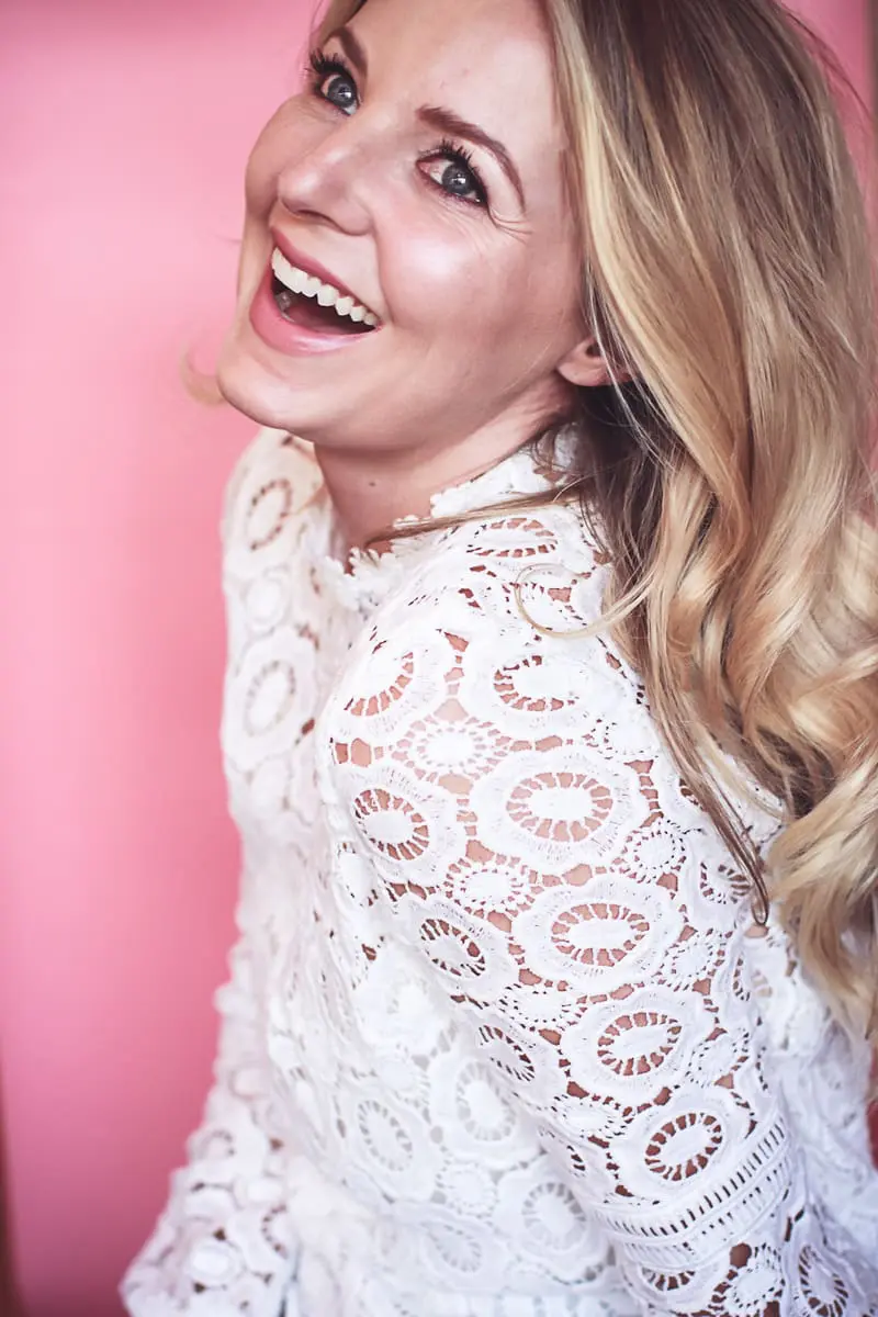 makeup gift sets, ulta cosmetics, benefit cosmetics, reviewed by beauty blogger Erin Busbee of Busbee Style