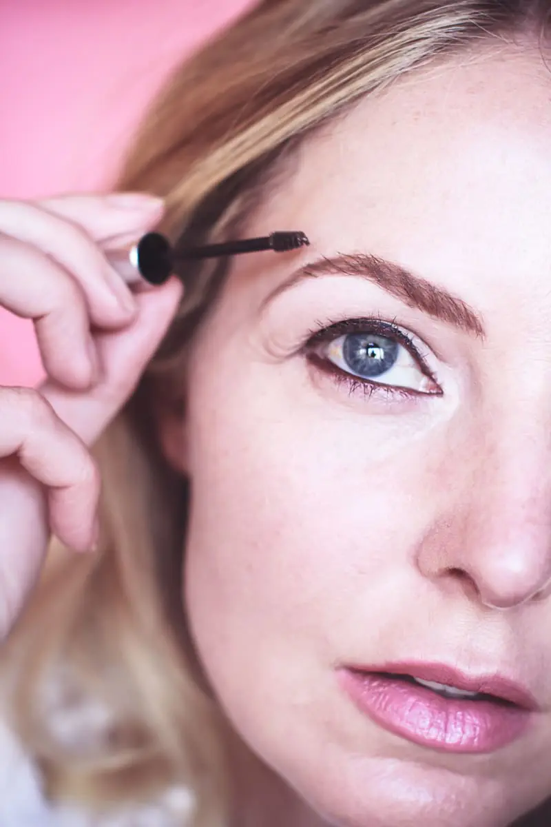 Holiday makeup gift sets, featuring benefit cosmetics from Ulta, eyebrow gel from brownanza gift set, reviewed by beauty blogger over 40, Erin Busbee of Busbee Style