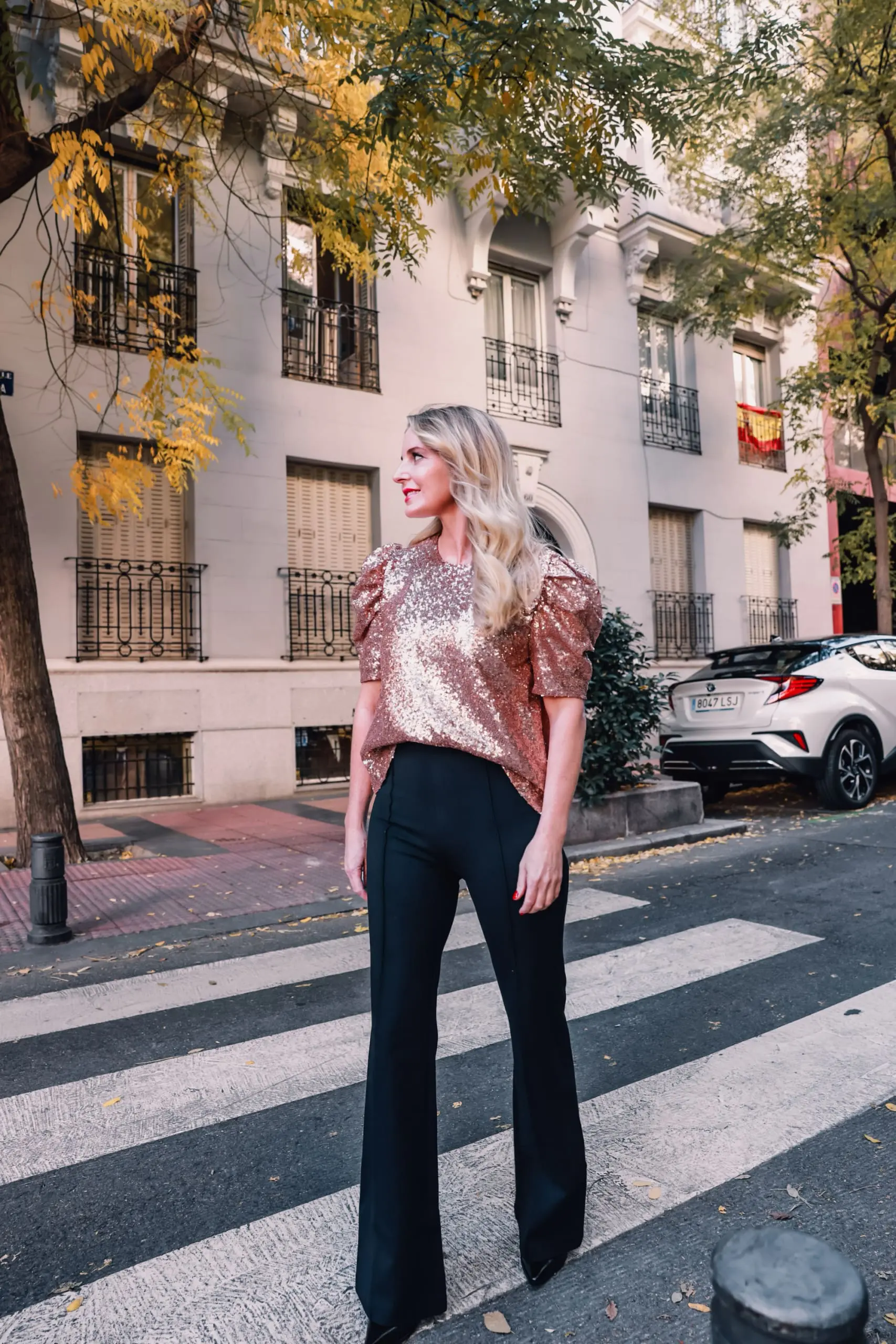 holiday party outfits, holiday party looks, casual holidays, what to wear during holidays, casual holiday outfits, casual holiday looks, what to wear on casual holiday, holidays at home, erin busbee, spanx wide leg pants, allison joy gold puff sleeve sequin top, sam edelman pumps, evereve holiday outfits