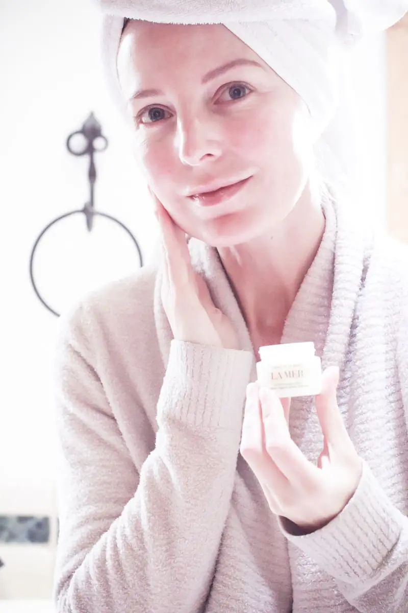 La Mer skincare Cream Review and First Impressions by Beauty Blogger Over 40, Erin Busbee, of BusbeeStyle.com, Telluride Colorado