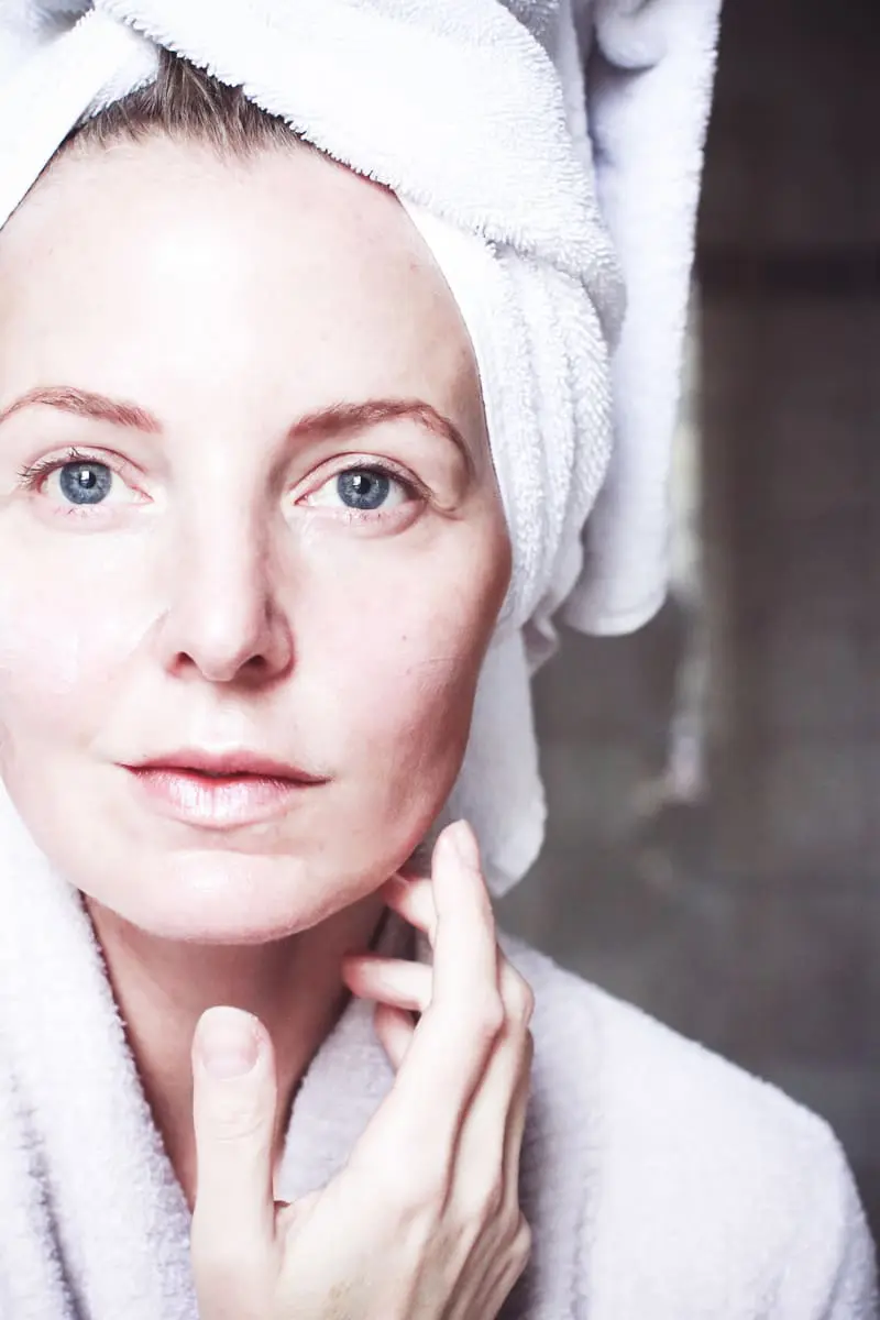 La Mer skincare Cream Review and First Impressions by Beauty Blogger Over 40, Erin Busbee, of BusbeeStyle.com, Telluride Colorado
