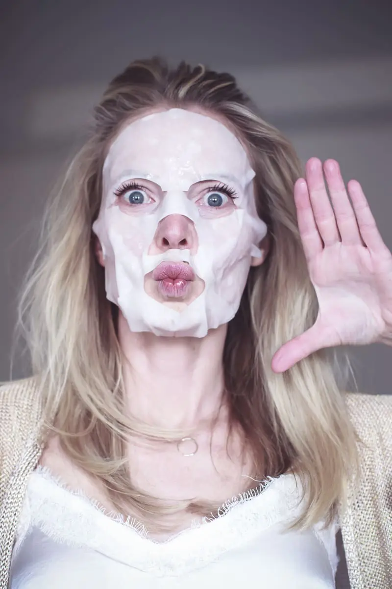 SK II Facial Treatment Mask Review, beauty blogger over 40 Erin Busbee of Busbee Style gives us the scoop on this face mask, is it worth the money?