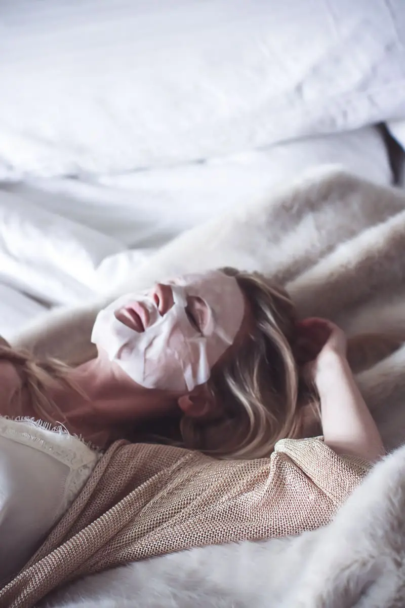 SK II Facial Treatment Mask Review, beauty blogger over 40 Erin Busbee of BusbeeStyle.com gives us the scoop on this face mask