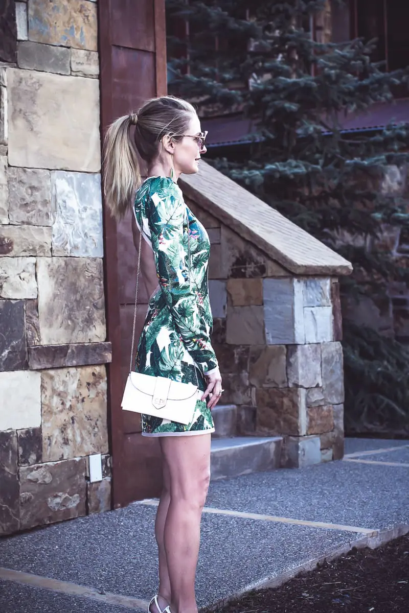 reward style conference 2018, featuring a blonde fashion blogger wearing sequin mini dress with palm print by Rachel Zoe with cutout back