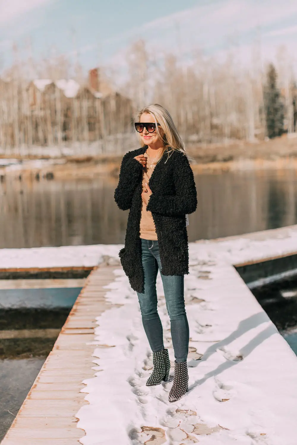 Essential sweaters for fall for women 2018 featuring a fuzzy chunky knit black cardigan sweater