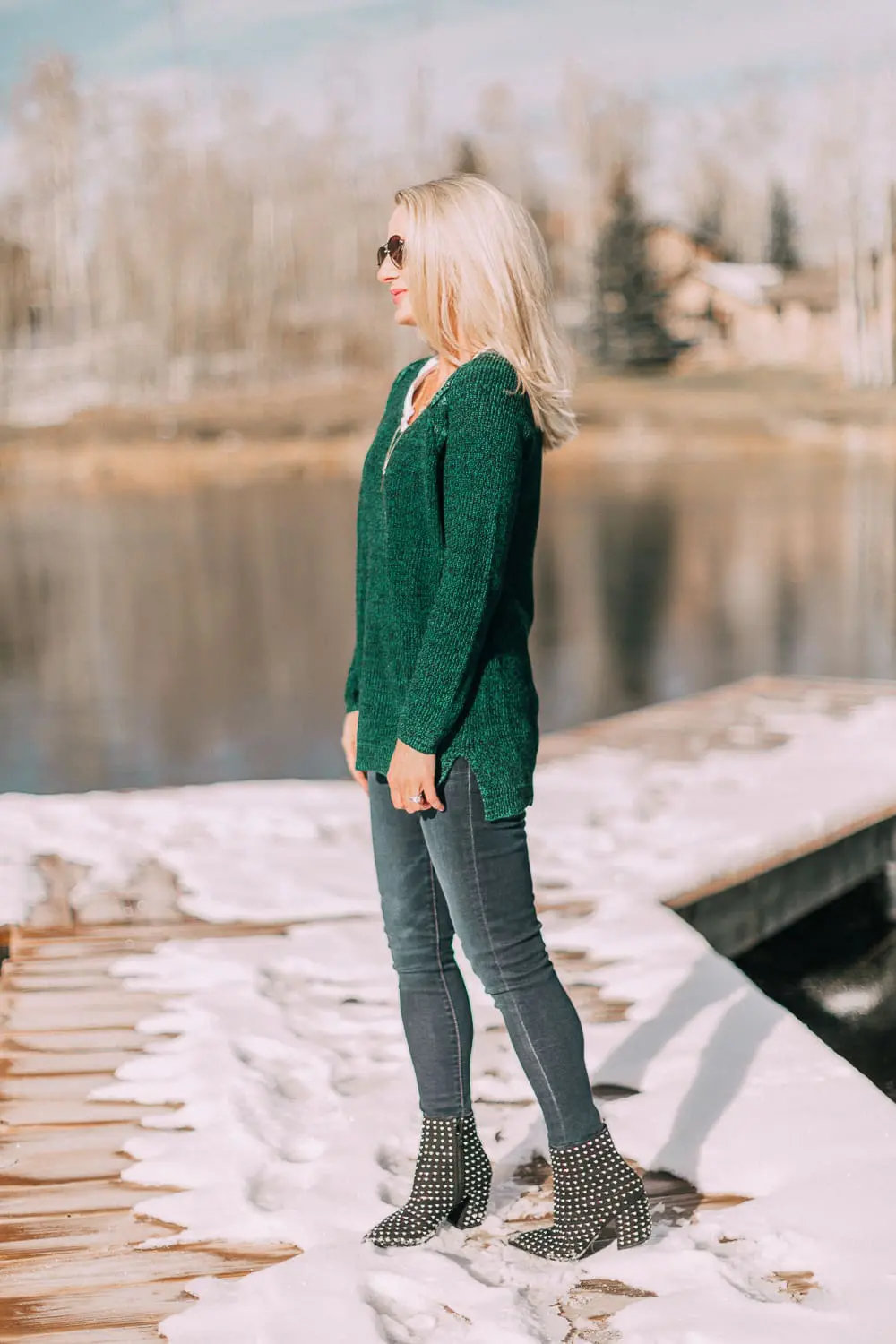 Best sweaters for fall for women 2018 featuring a heathered green tunic sweater v-neck from JCPenney on blonde fashion blogger