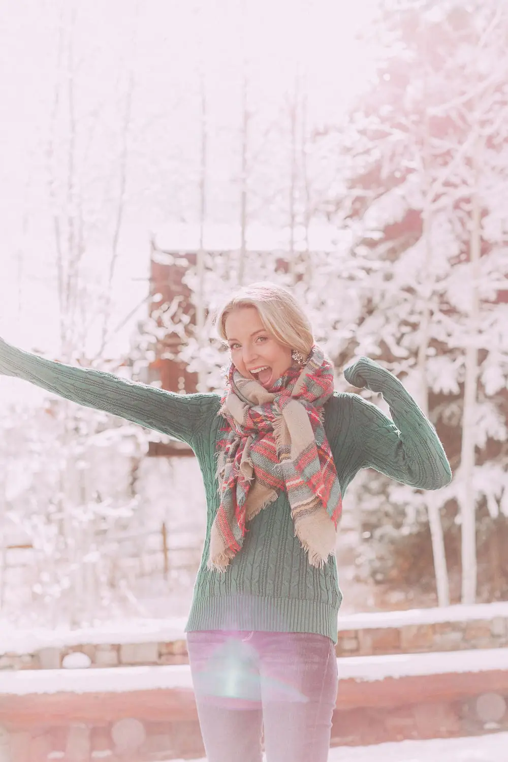 Holiday Giveaways and Holiday Gift Guides 2018 with fashion blogger Erin Busbee of BusbeeStyle.com
