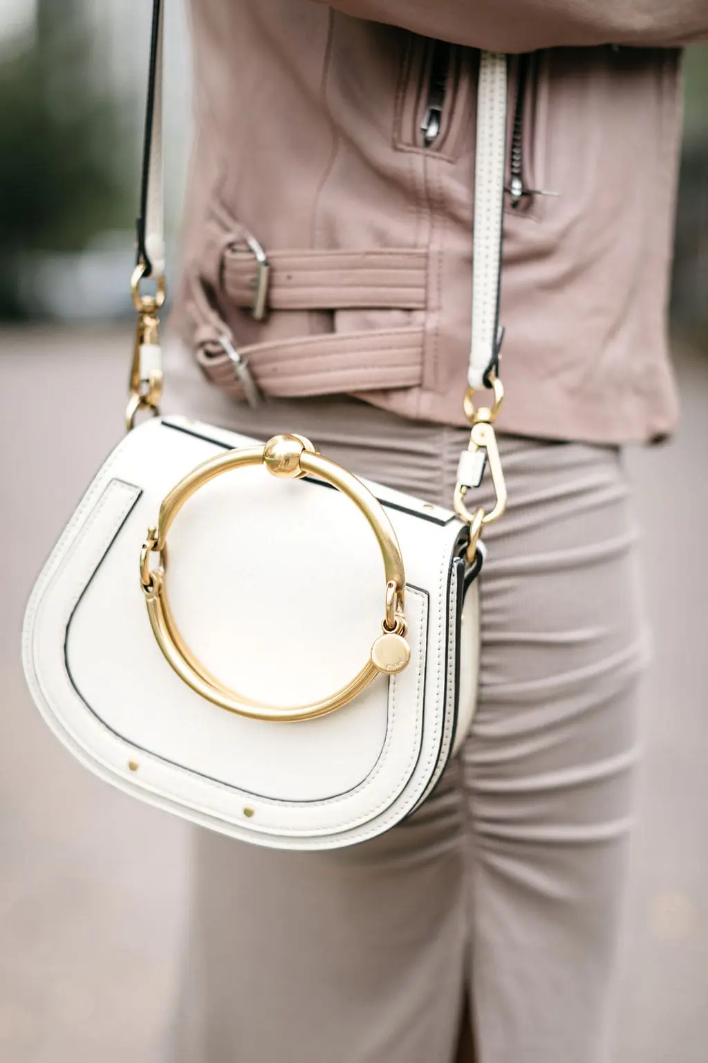 Reward Style Conference 2019, Fashion blogger over 40 Erin Busbee of BusbeeStyle.com wearing a fitted cropped long sleeve top and fitted midi skirt by Made LA from Revolve in Dallas, Texas
