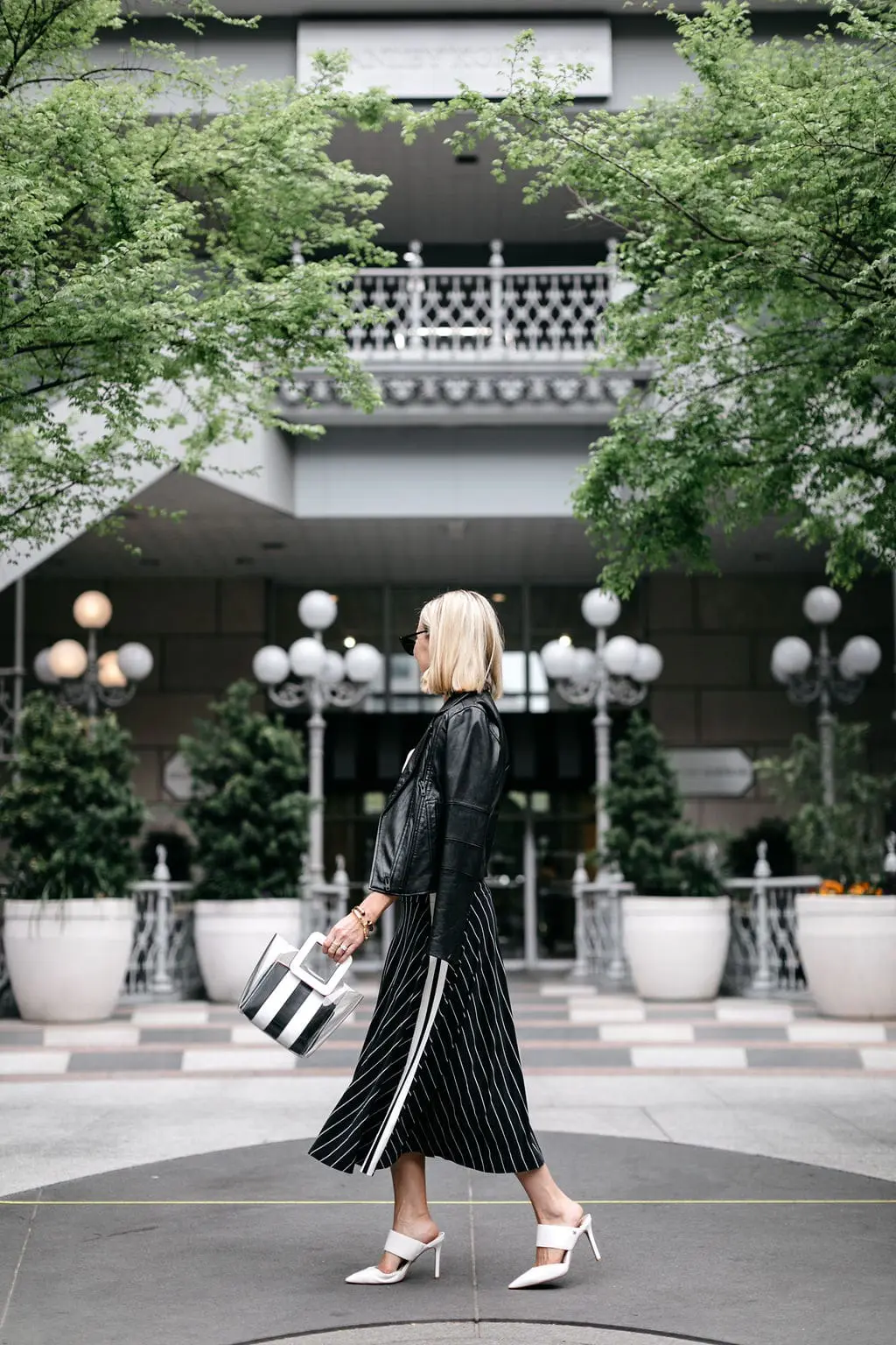 How To Mix Prints, Fashion blogger Erin Busbee of BusbeeStyle.com wearing a striped Norma Kamali skirt, white Sam Edelman Hope Pumps, white LNA tee, 