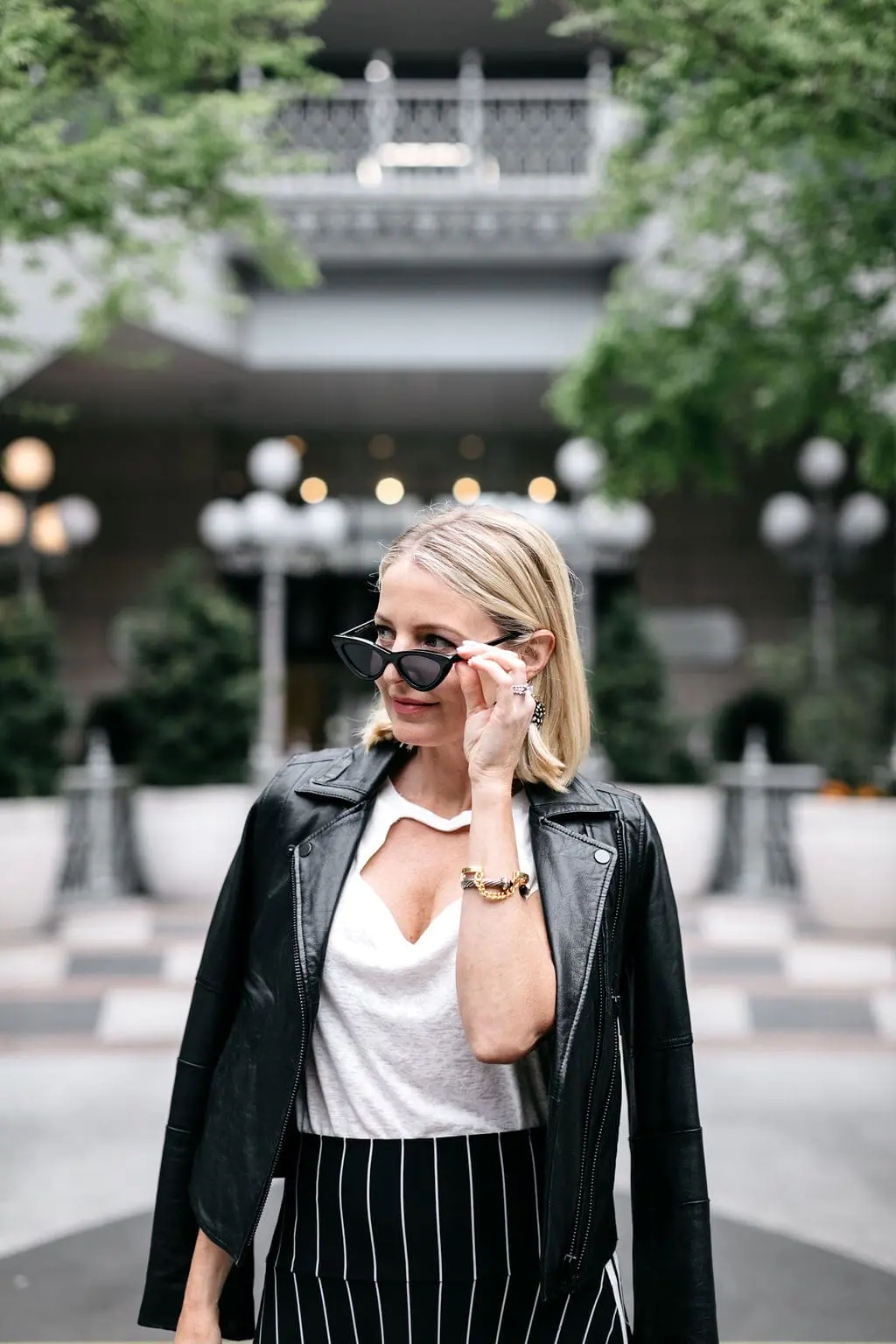 How To Mix Prints, Fashion blogger Erin Busbee of BusbeeStyle.com wearing a striped Norma Kamali skirt, white Sam Edelman Hope Pumps, white LNA tee, 