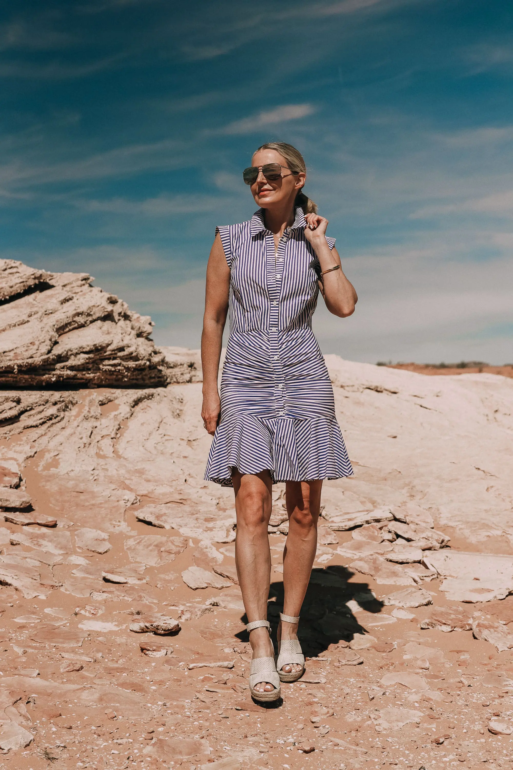 veronica beard blue and white bell button down ruched shirt dress worn by fashion blogger with treasure and bond platform wedges in lake powell