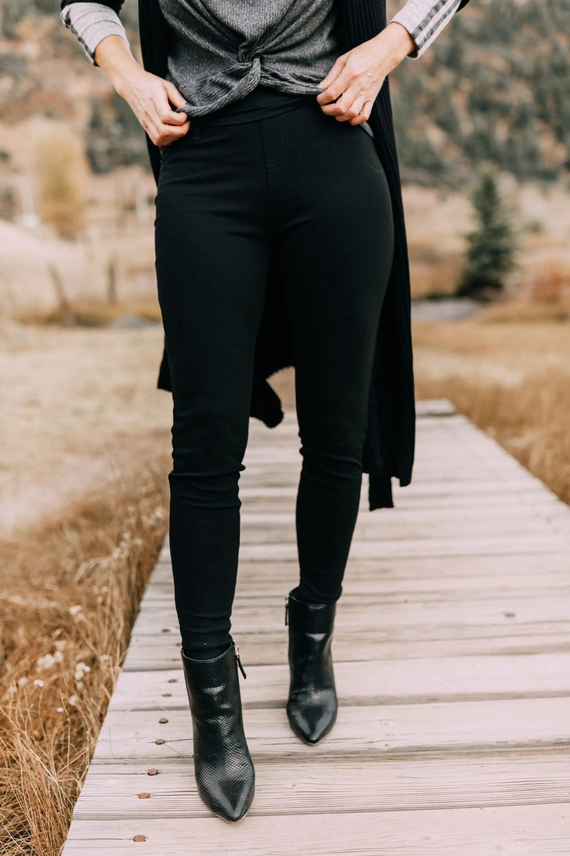 Long Cardigan, Fashion blogger Busbee Style wearing Time & Tru black jeggings, Scoop snake embossed booties, gray twist front hoodie, Walmart black ribbed cardigan Telluride, CO