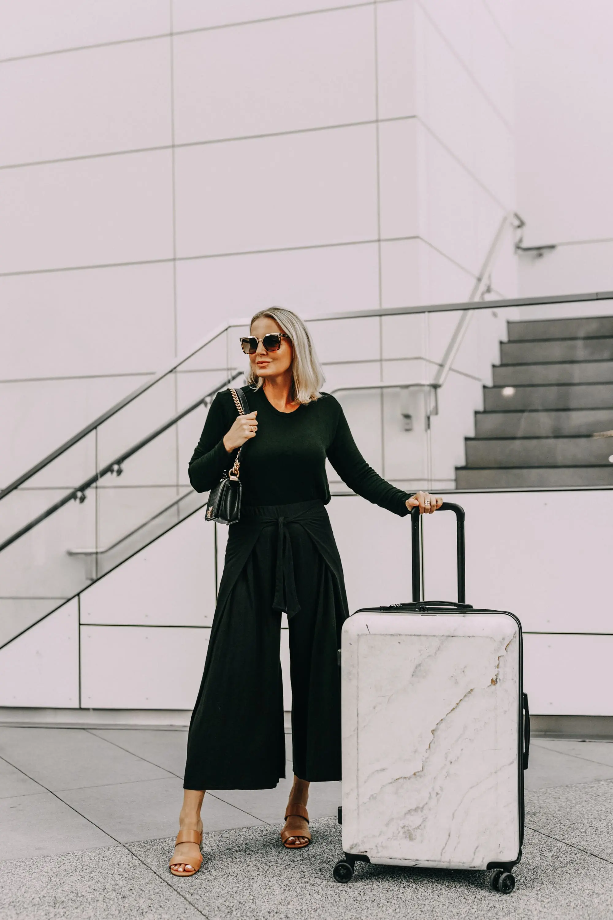 fashionable travel outfit
