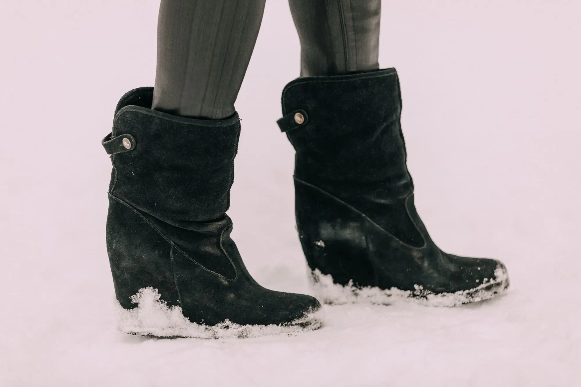 black wedge ugg boots to wear in cold weather, cold weather accessories