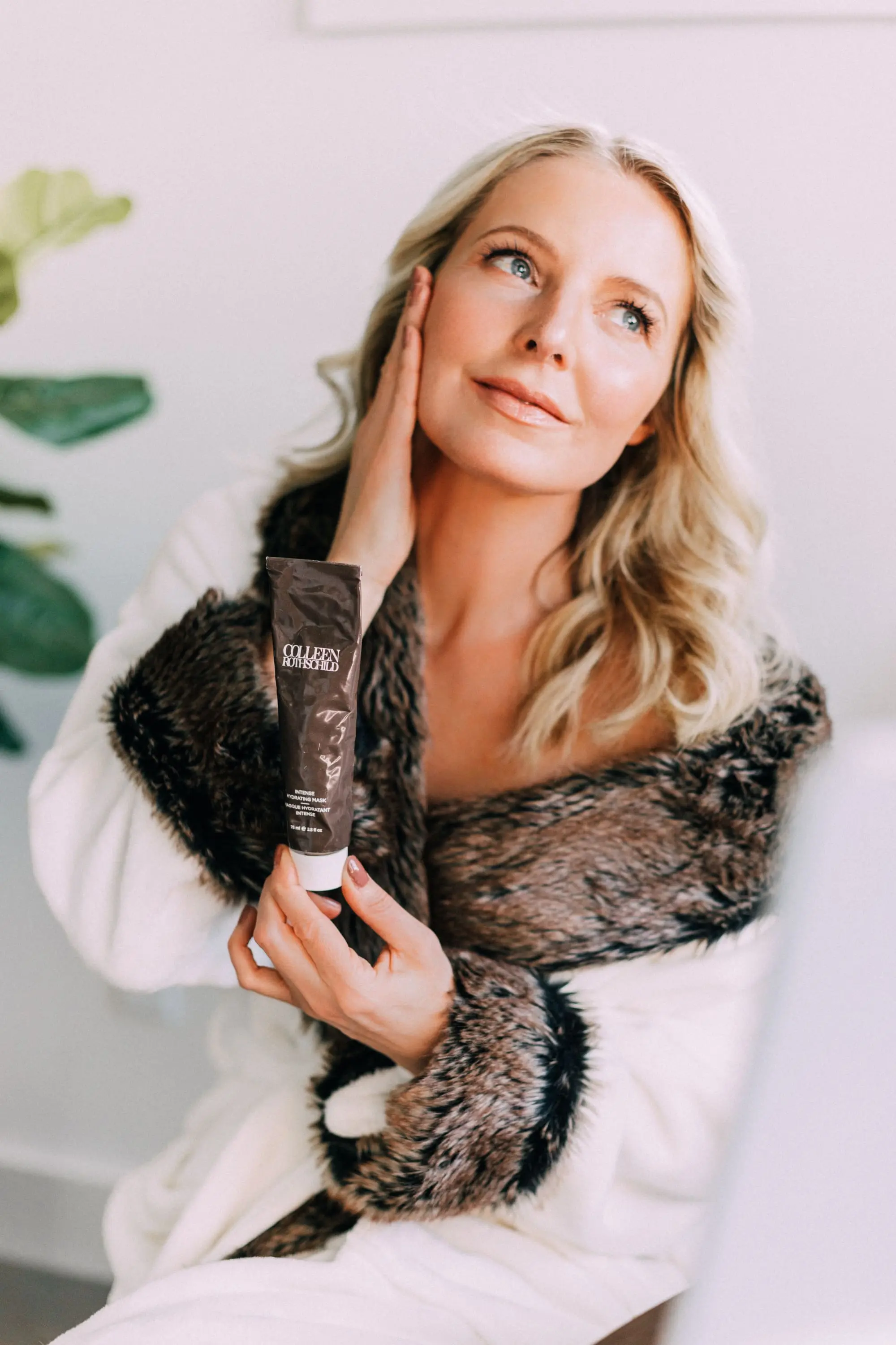 Hydration for your skin, fashion blogger Erin Busbee of BusbeeStyle.com sharing the best Colleen Rothschild products for hydrating your skin including the hydrating face mask in telluride, colorado
