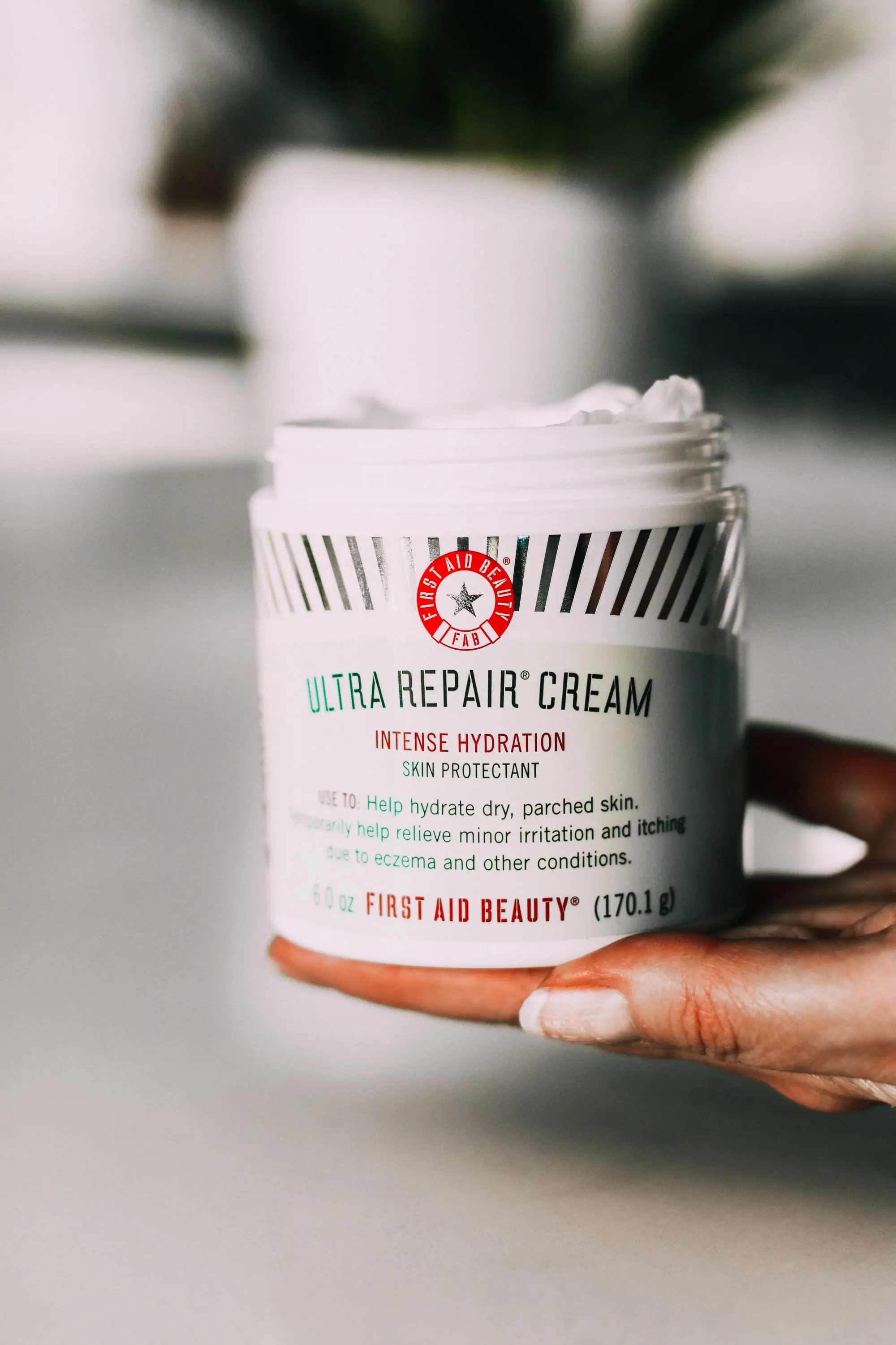Clean Beauty Walmart, Fashion blogger Busbee Style Walmart affordable clean beauty products, First Aid Beauty Ultra Repair Intense Hydration Cream