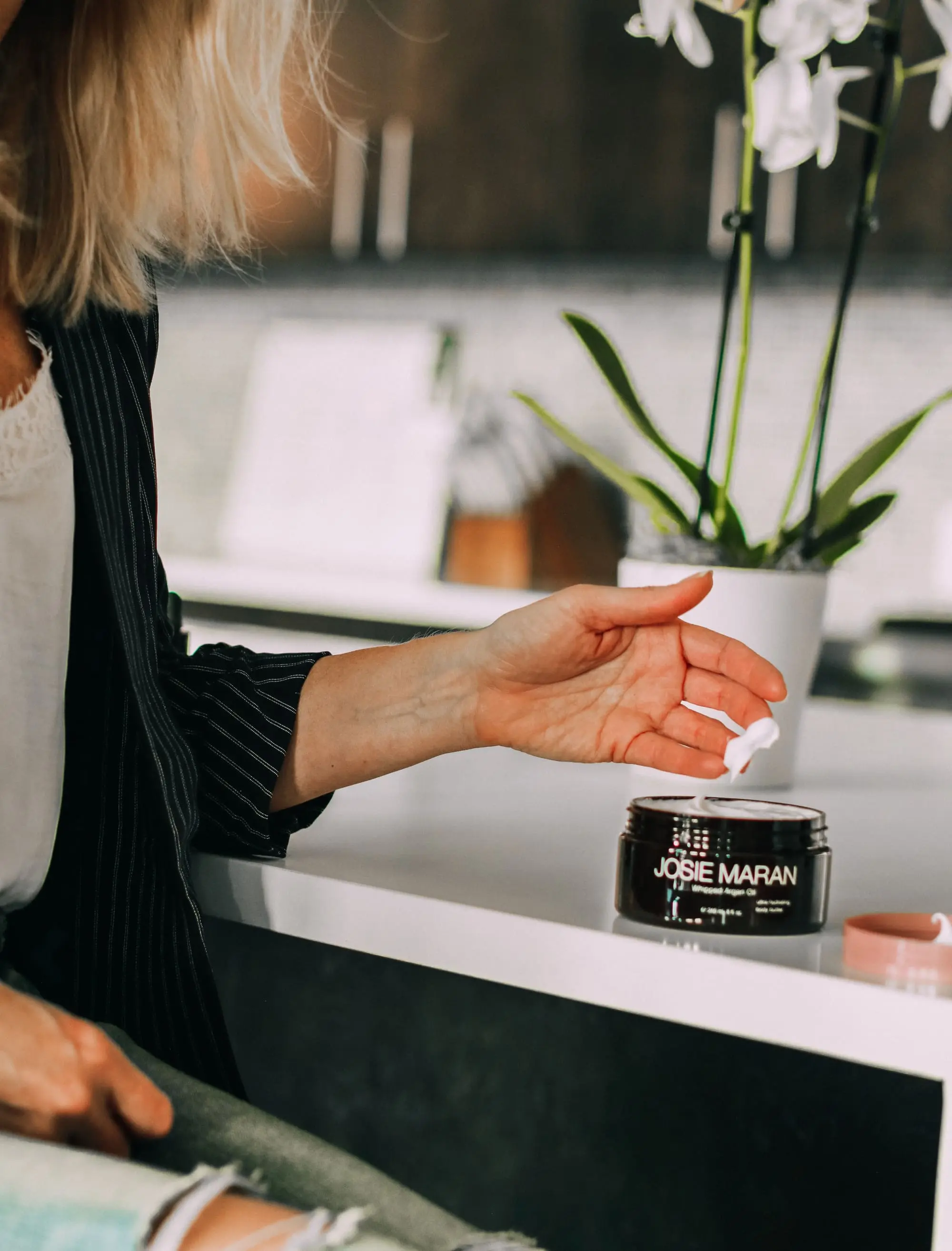 Clean Beauty Walmart, Fashion blogger Busbee Style Walmart affordable clean beauty products, Josie Maran Whipped Argan Oil Body Butter