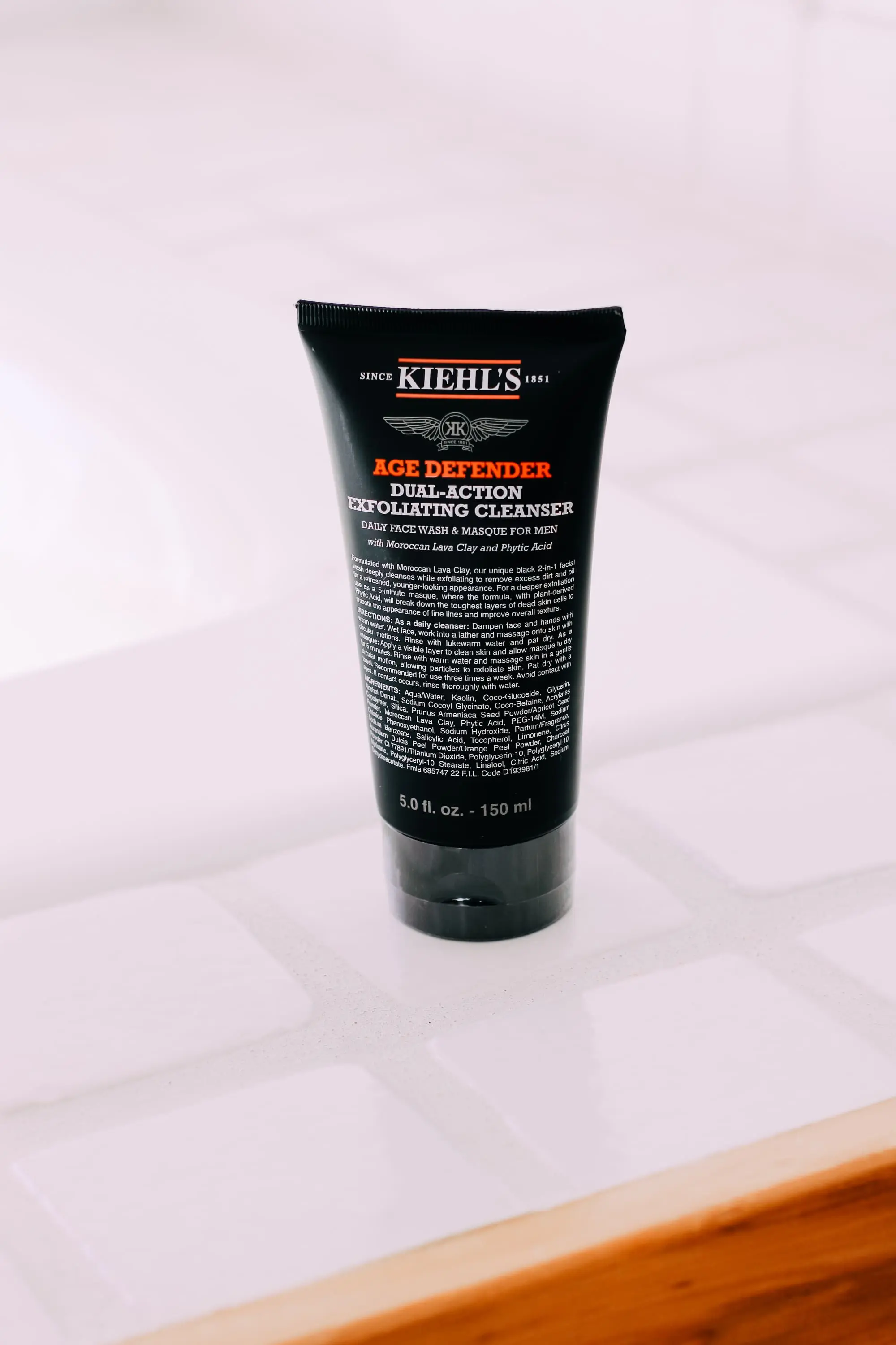 Skincare Gifts, Erin Busbee of Busbee Style sharing skincare for men including the Age Defender Duel Action Exfoliating Cleanser by Kiehl's