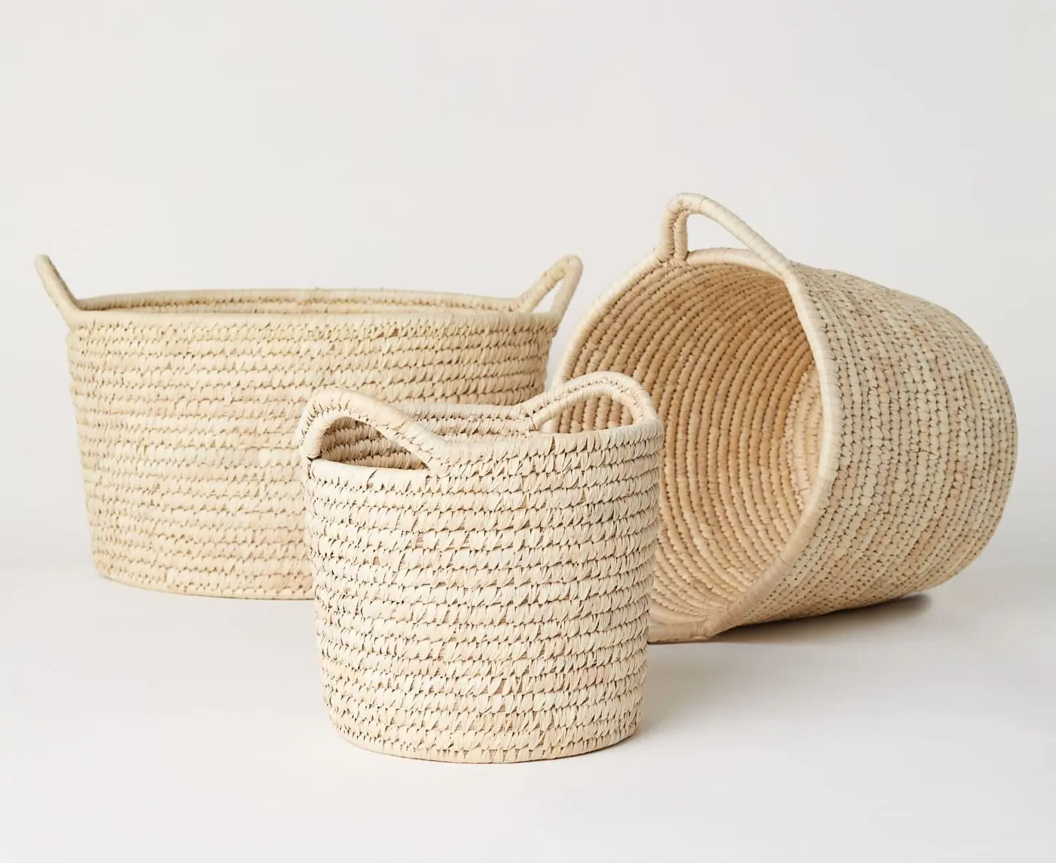 Japandi design 100% straw baskets