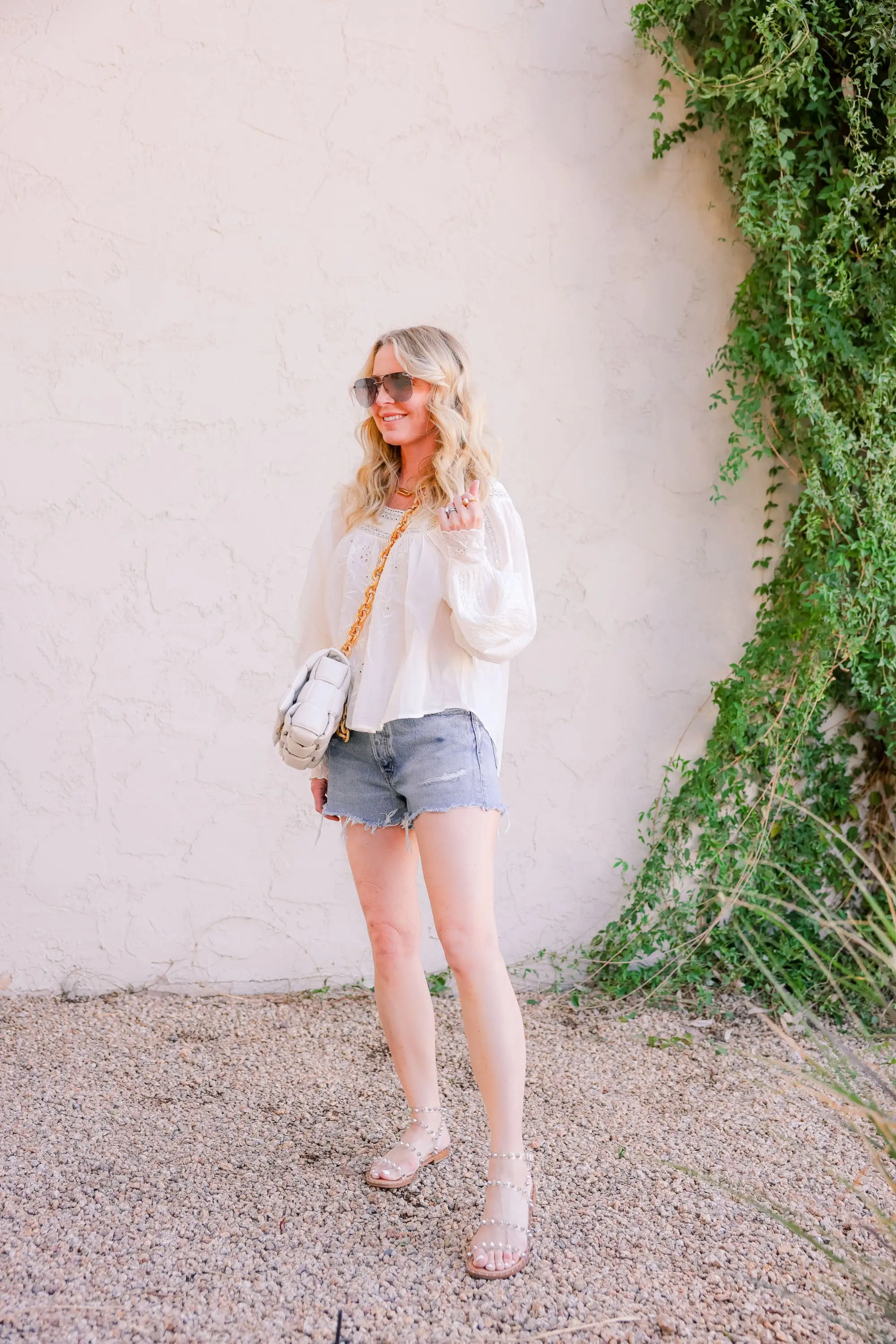 Moussy Vintage denim shorts, Erin Busbee, jean shorts, how should denim shorts fit, shorts for middle aged woman, how to wear shorts over 40, length of shorts womens, shorts inseam guide womens, are my shorts too short, jean shorts outfit, cute shorts, mom shorts outfit, ways to wear shorts over 40