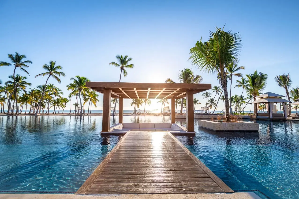 international girls getaways, swim up bar at Hyatt Zilara Cap Cana, Punta Cana, Dominican Republic girl time, best International travel destinations, summer travel 