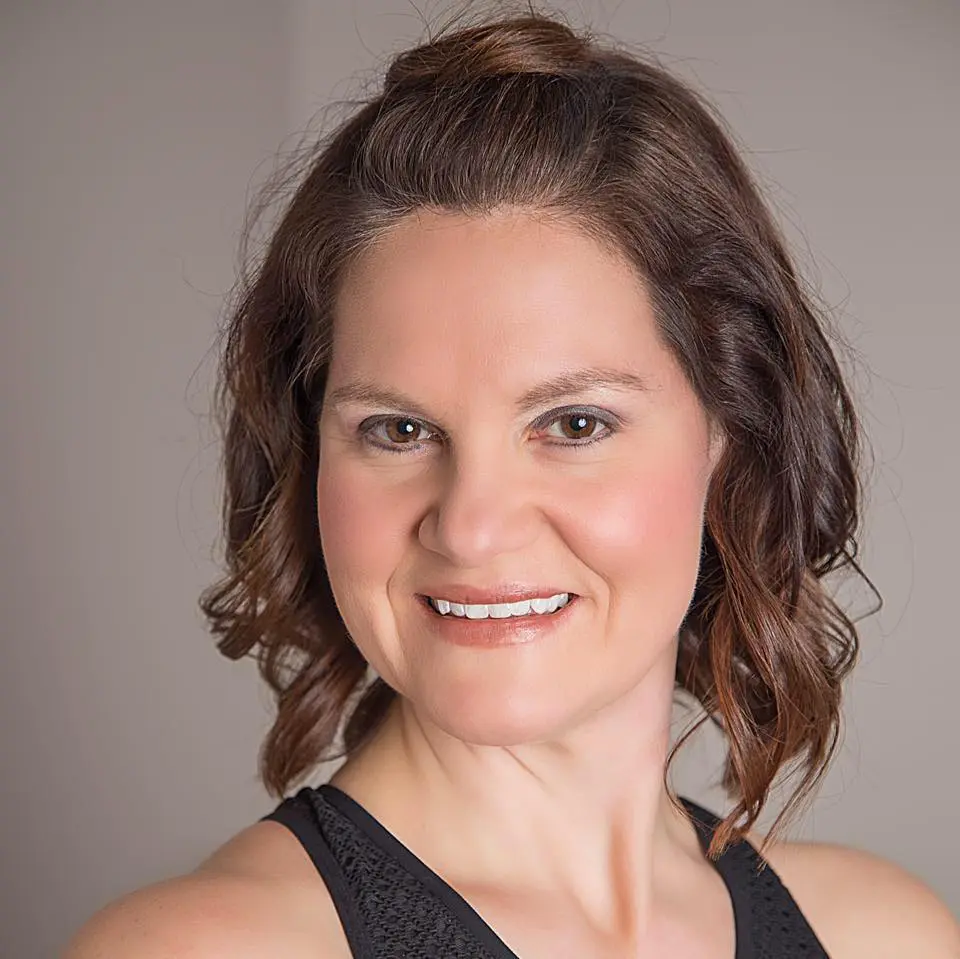 Molly Spodney Fitness @mollyspodney - best instagram accounts for self care, self care, self love, best ig accounts, self care instagram accounts