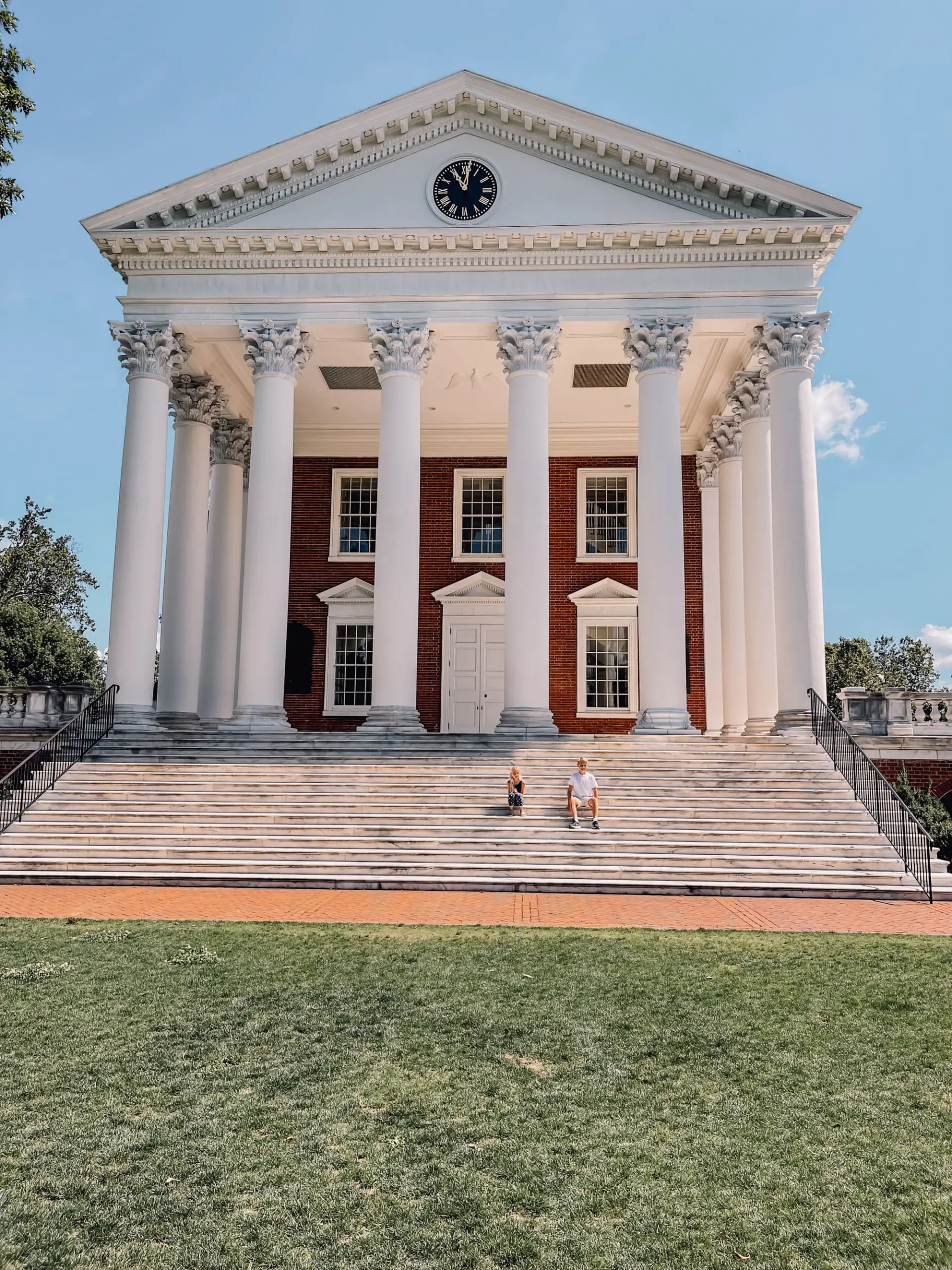 where to stop on a cross-country road trip, best places to stop on a cross country road trip, cross country road trip, west coast to east coast road trip, erin busbee, traveling with kids, how to travel with kids, how to travel with a dog, cross country road trip with kids, charlottesville virginia, UVA