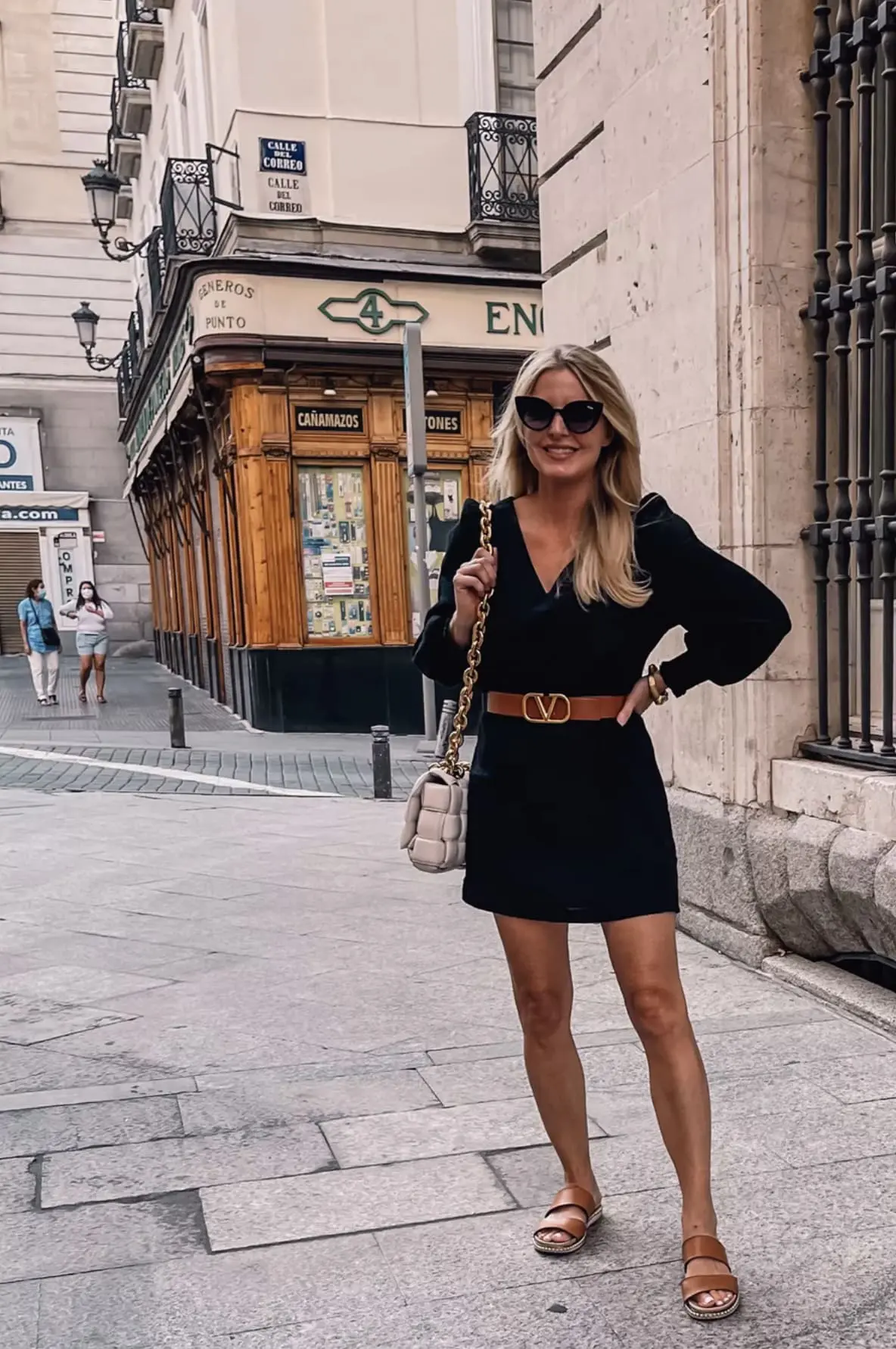 move to spain, move to madrid, why move to spain, where to move in spain, moving to spain, how to move to spain, where to live in spain, Erin Busbee, bb dakota black dress, valentino belt, bottega veneta chain cassette bag, quay cat eye sunglasses