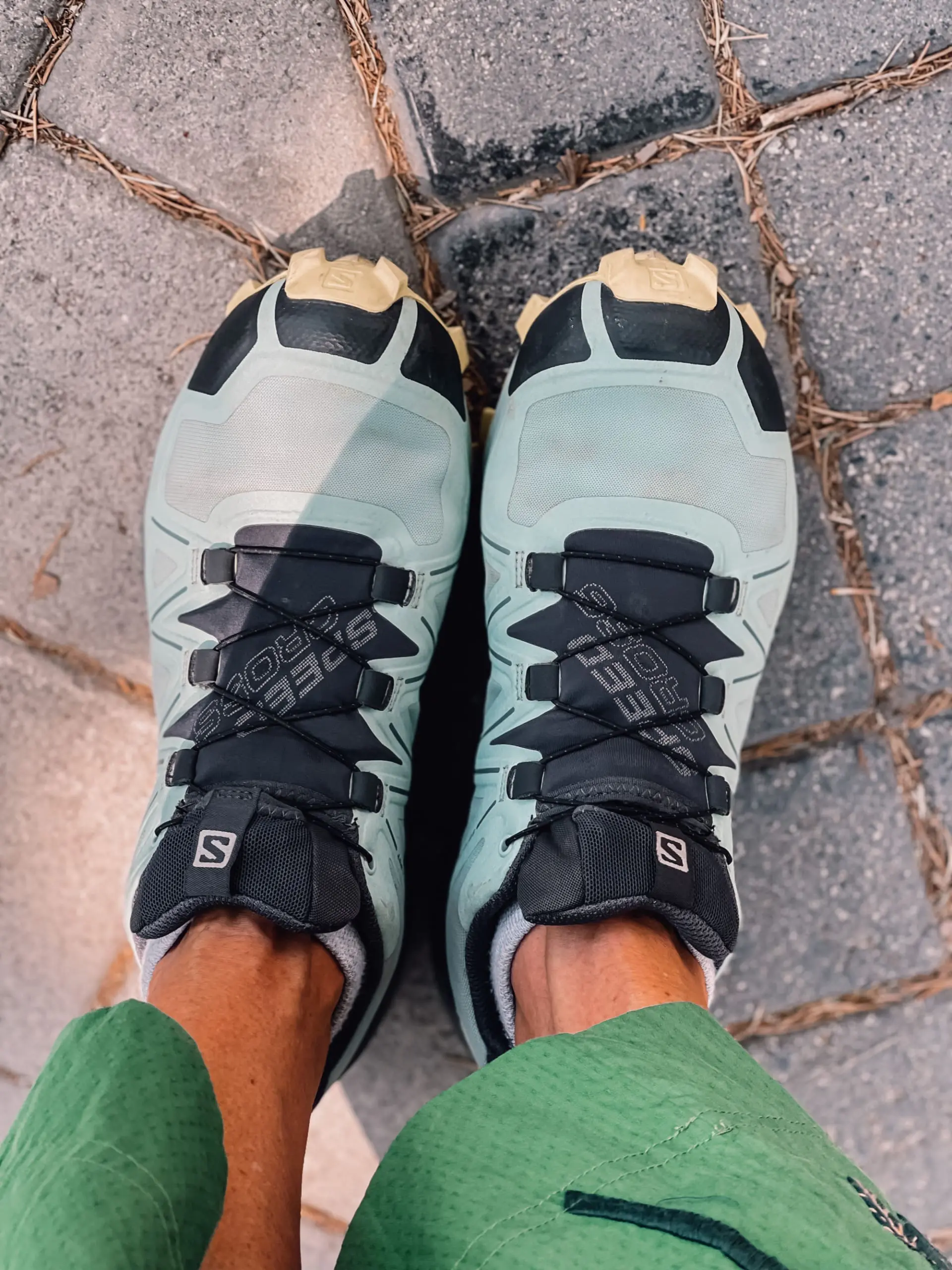 what to wear in spain, how to dress in spain, madrid, how to dress in madrid, what to wear in madrid, how to pack for a trip to spain, trip to spain, packing for spain, erin busbee, walking in spain, walking in madrid, sorel trail runners