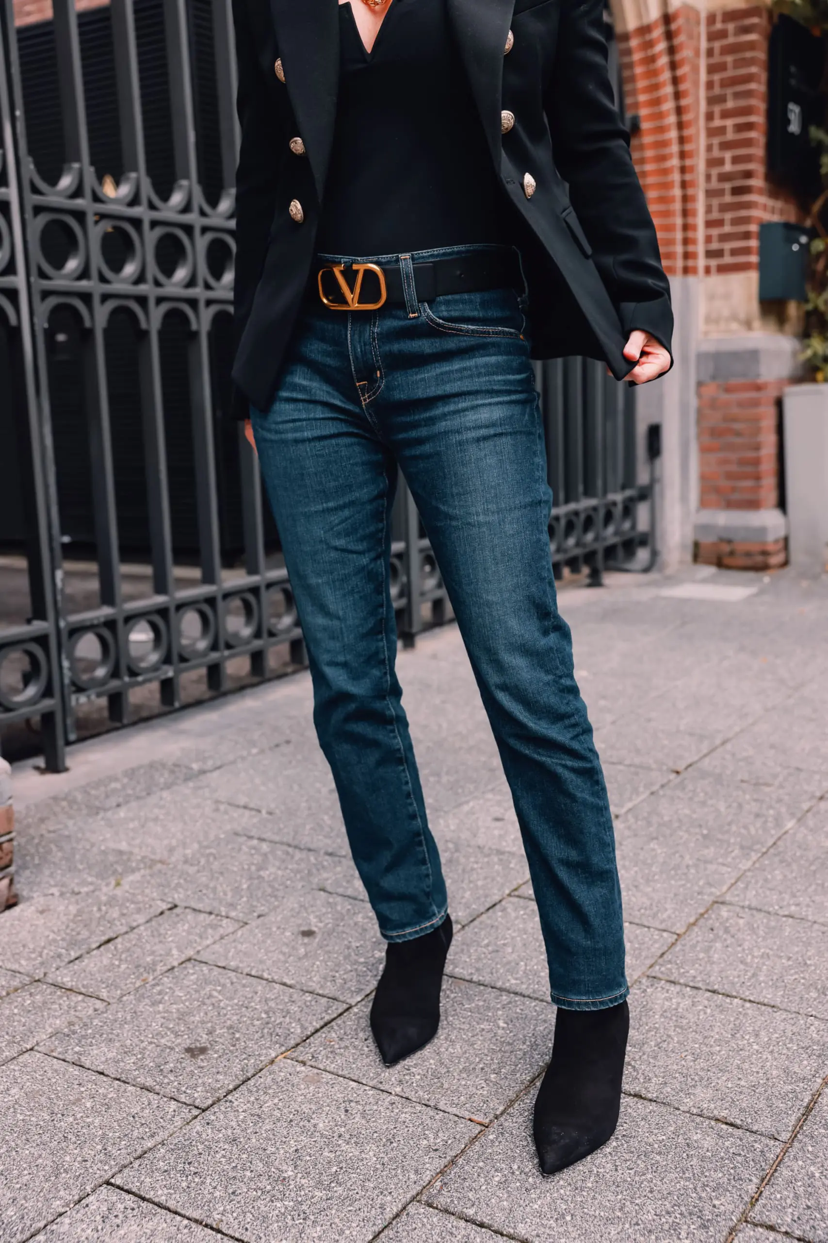 casual date night outfit, what to wear date night, how to dress for date night, date night look, casual date night, easy date night outfit, erin bsubee, balmain blazer, ag ex-boyfriend jeans, schutz black bette booties, valentino belt, lulu notch neck bodysuit, amsterdam, netherlands