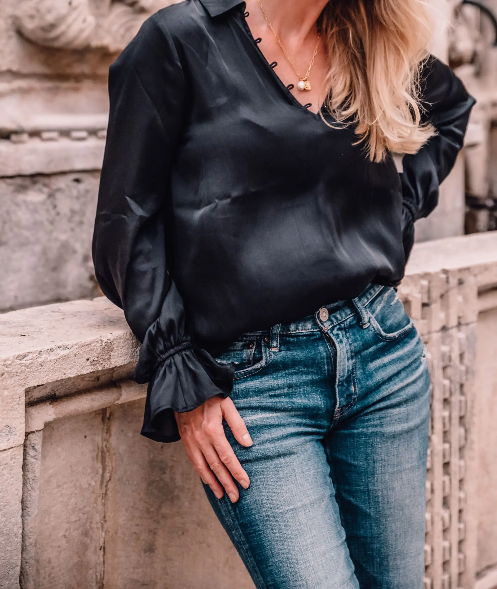 perfect fall outfit, fall outfit, fall outfit formula, fall outfit ideas 2021, fall outfit ideas, fall outfits, erin busbee, paige resa blouse, steve madden hayle boots, moussy vintage lancaster jeans, dubrovnik, Croatia