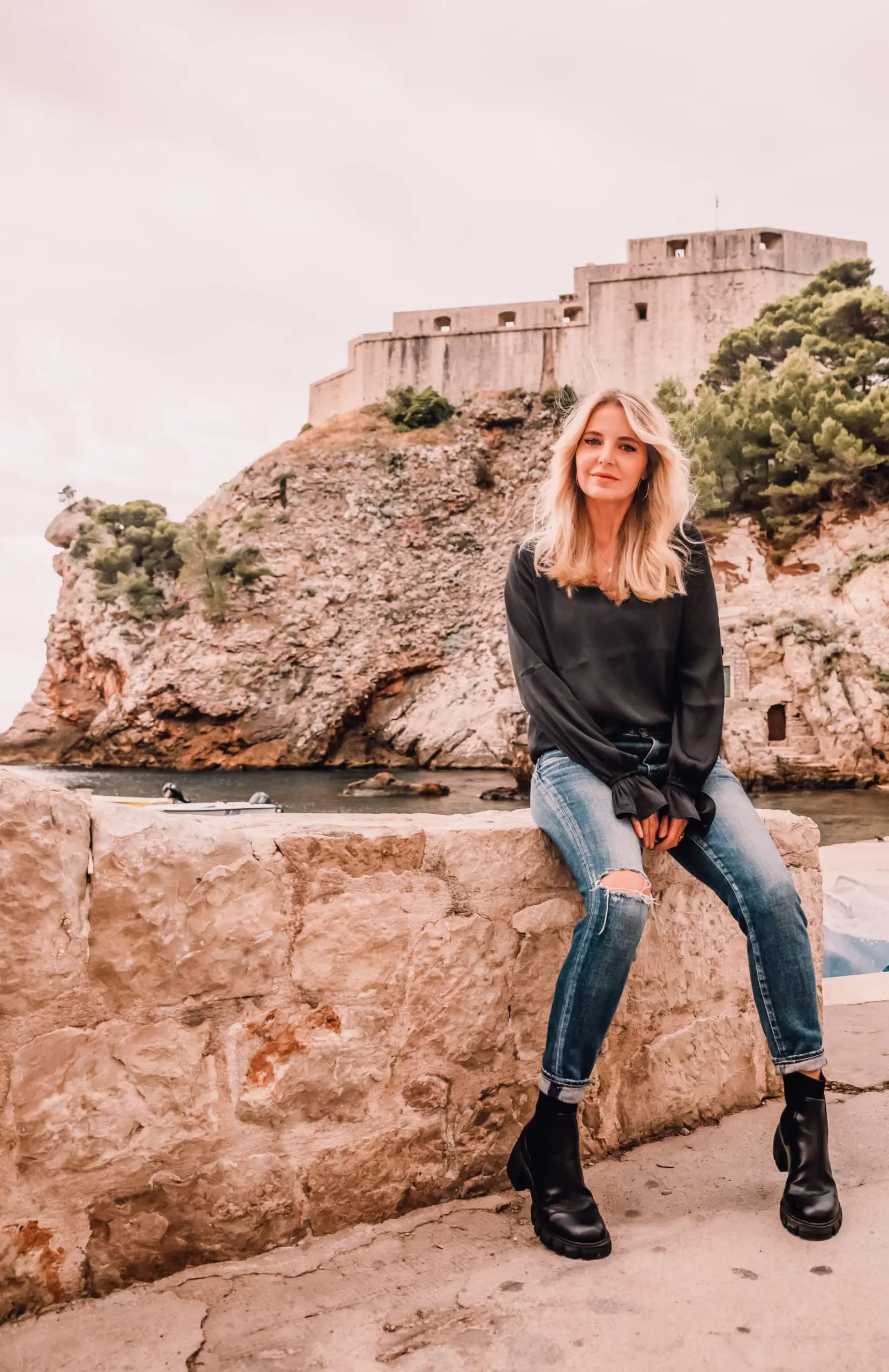 perfect fall outfit, fall outfit, fall outfit formula, fall outfit ideas 2021, fall outfit ideas, fall outfits, erin busbee, paige resa blouse, steve madden hayle boots, moussy vintage lancaster jeans, dubrovnik, Croatia