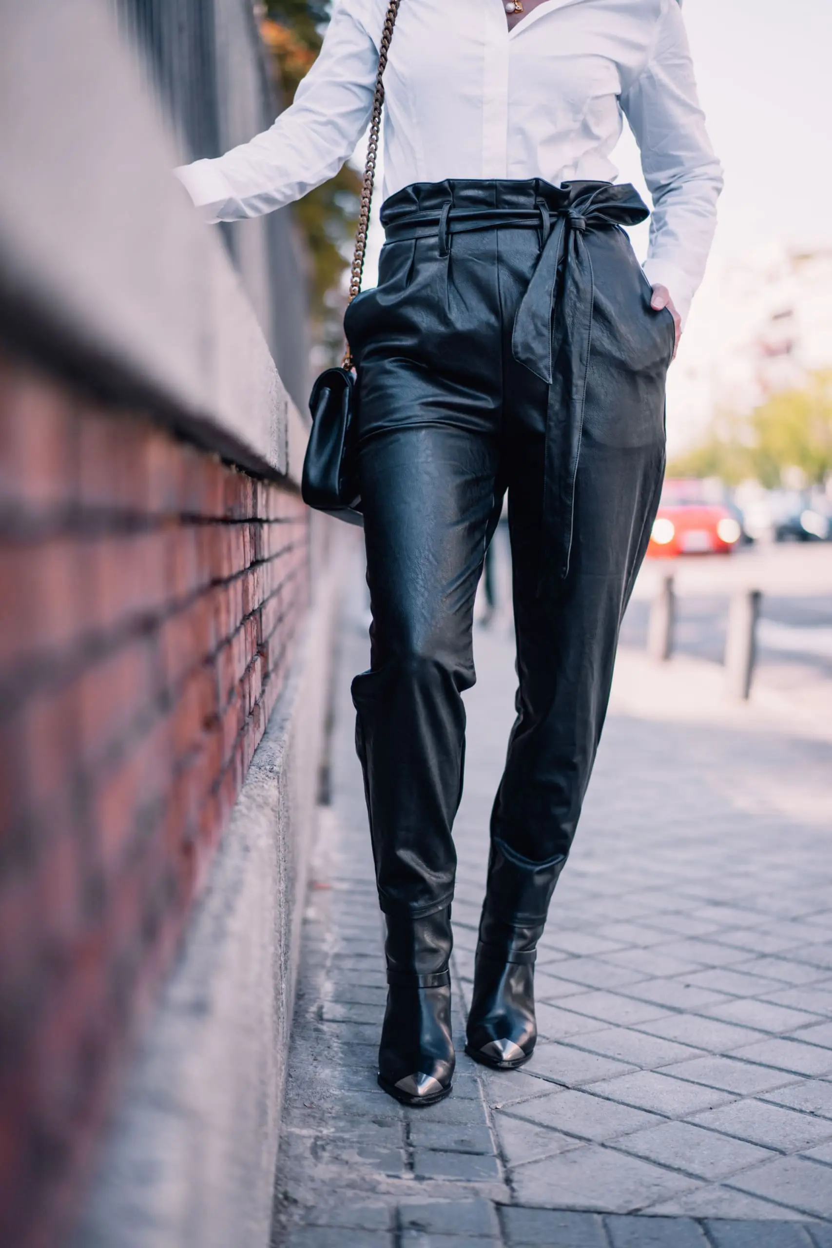 tie-waist paperbag leather pants tie-waist paperbag leather pants