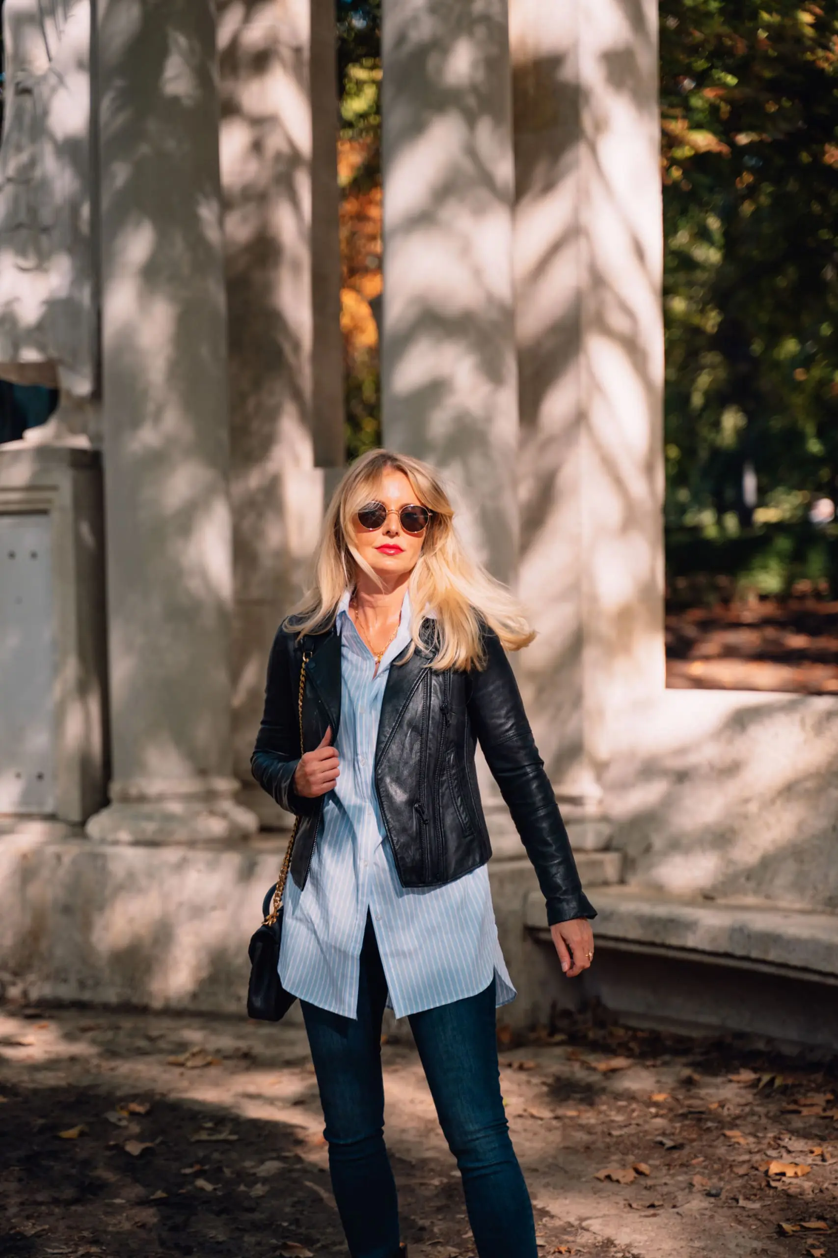 wardrobe basics, white button-down shirt, oversized button-down shirt, styling a button-down shirt, Erin Busbee, fashion over 40