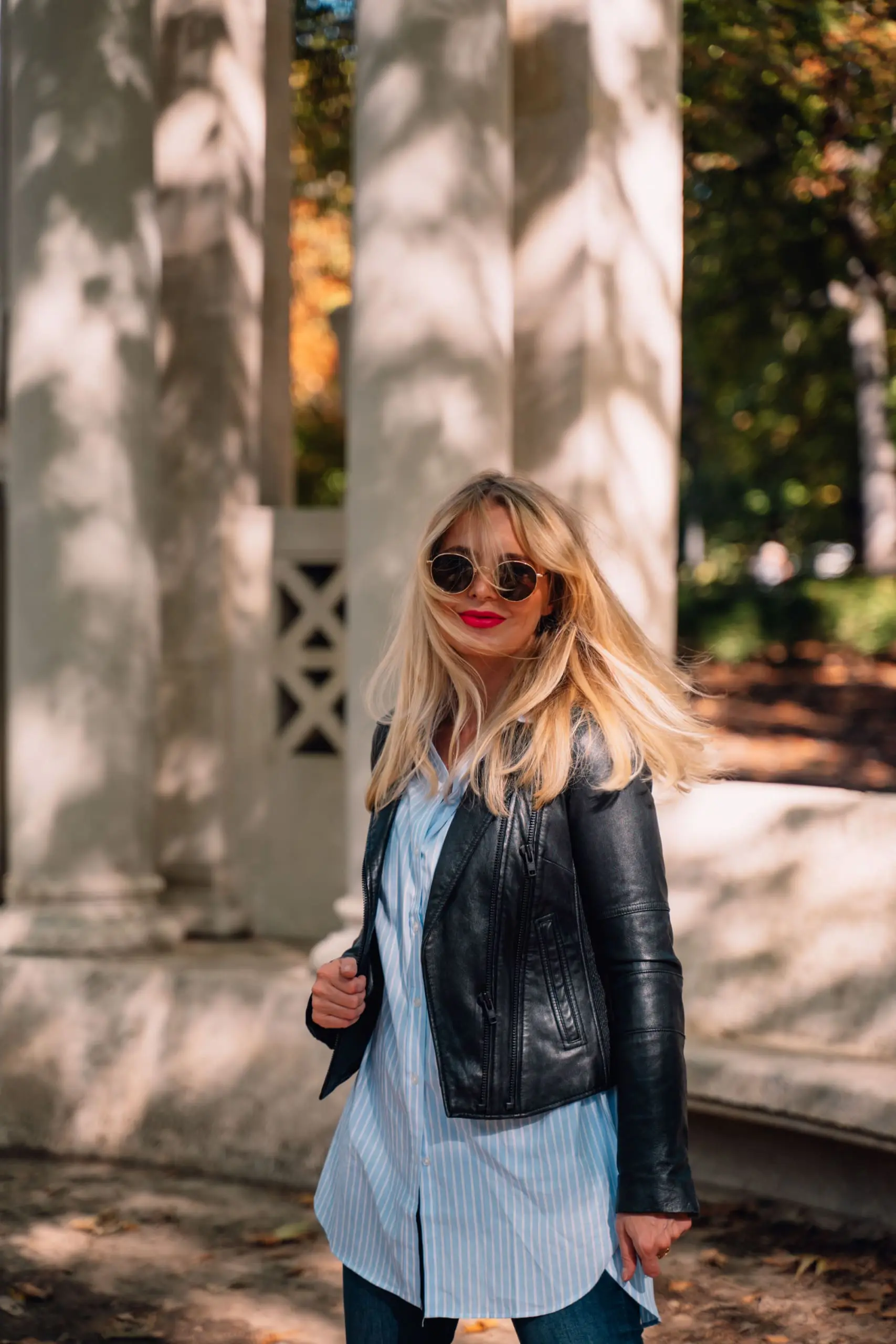 wardrobe basics, white button-down shirt, oversized button-down shirt, styling a button-down shirt, Erin Busbee, fashion over 40